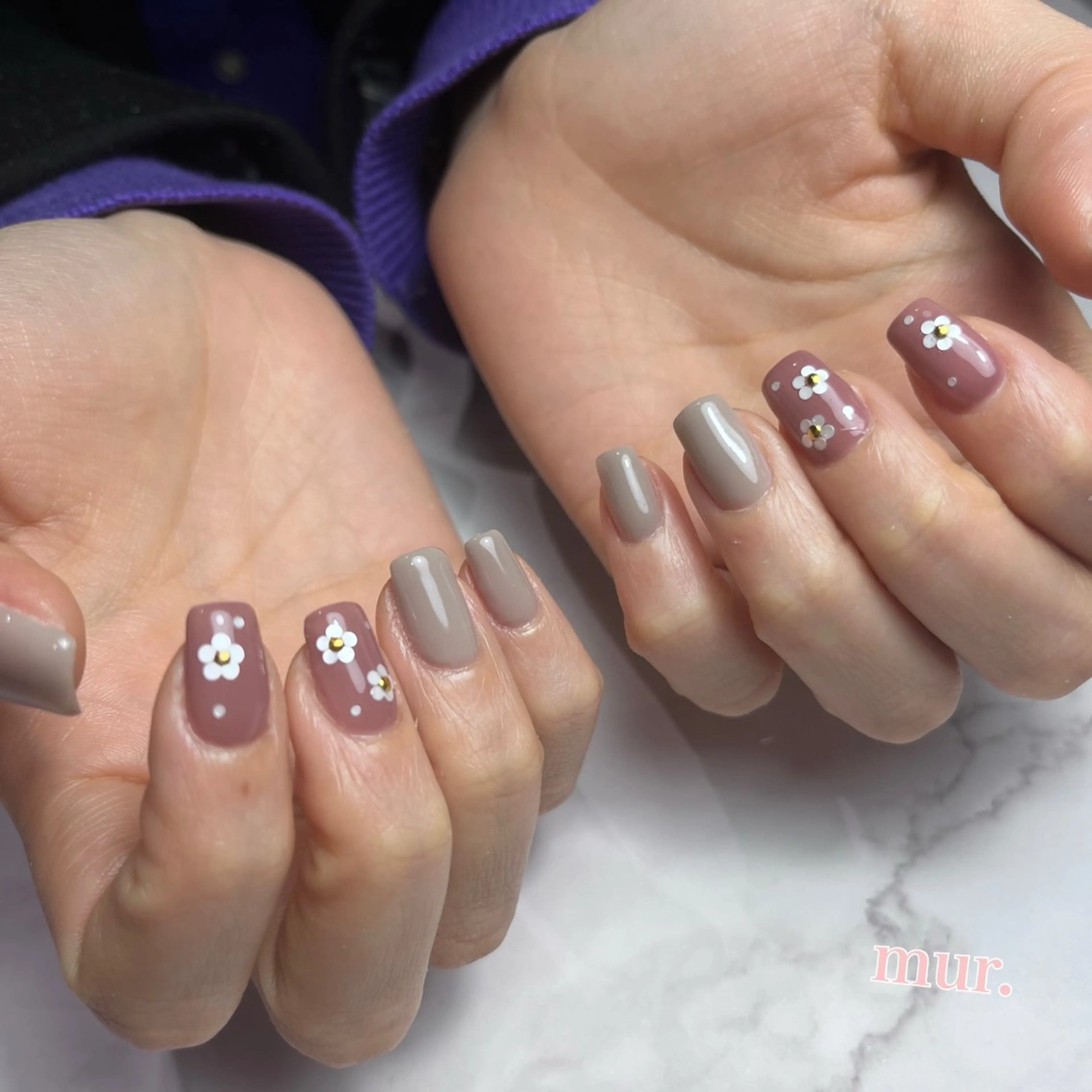 ネイル フラワーネイル オフィスネイル 春ネイル ハンドネイル nailsalon mur.のネイルデザイン