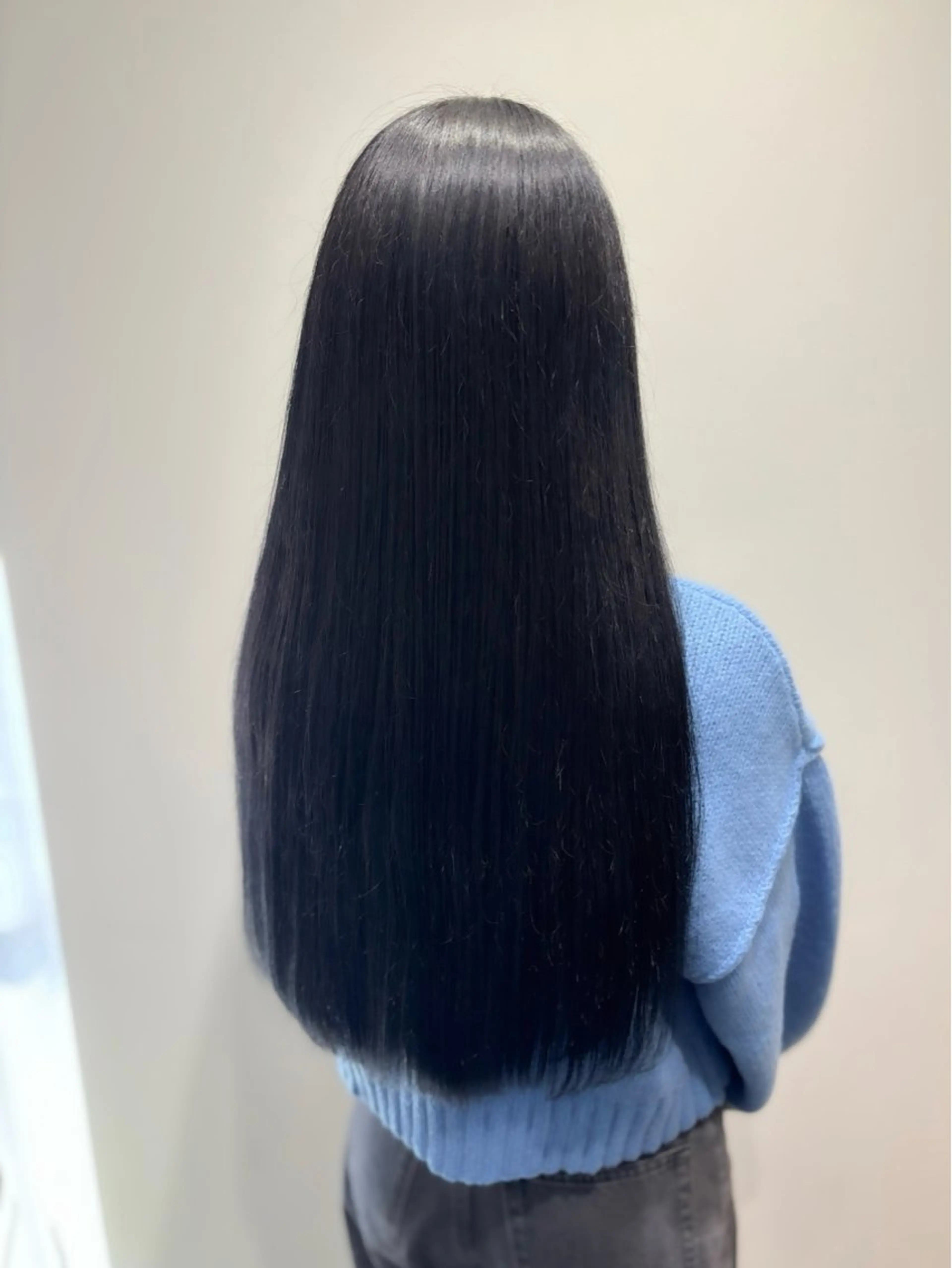 ロング カラー 黒髪 ナチュラルブラック カット ヘアカラー ducha所属・DUCHA Tomida naoのヘアスタイル