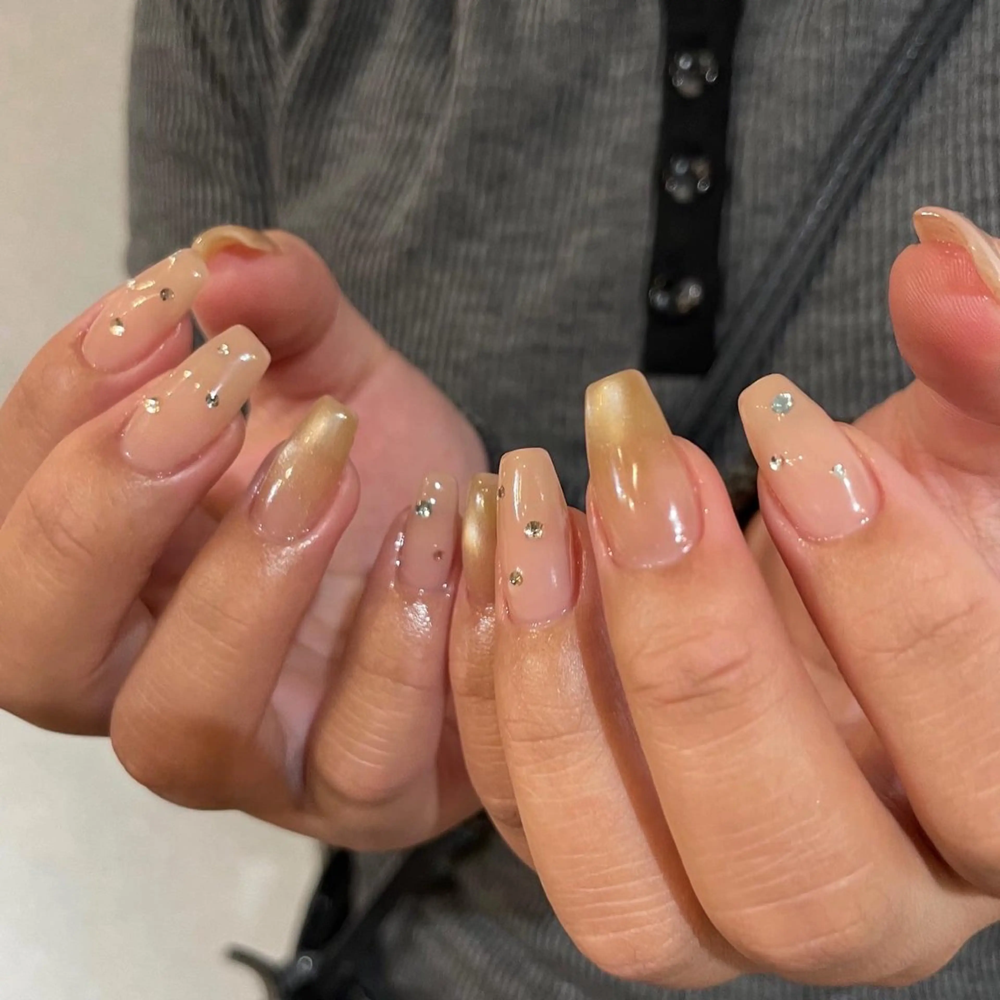 ネイル ロングネイル KI AYのネイルデザイン