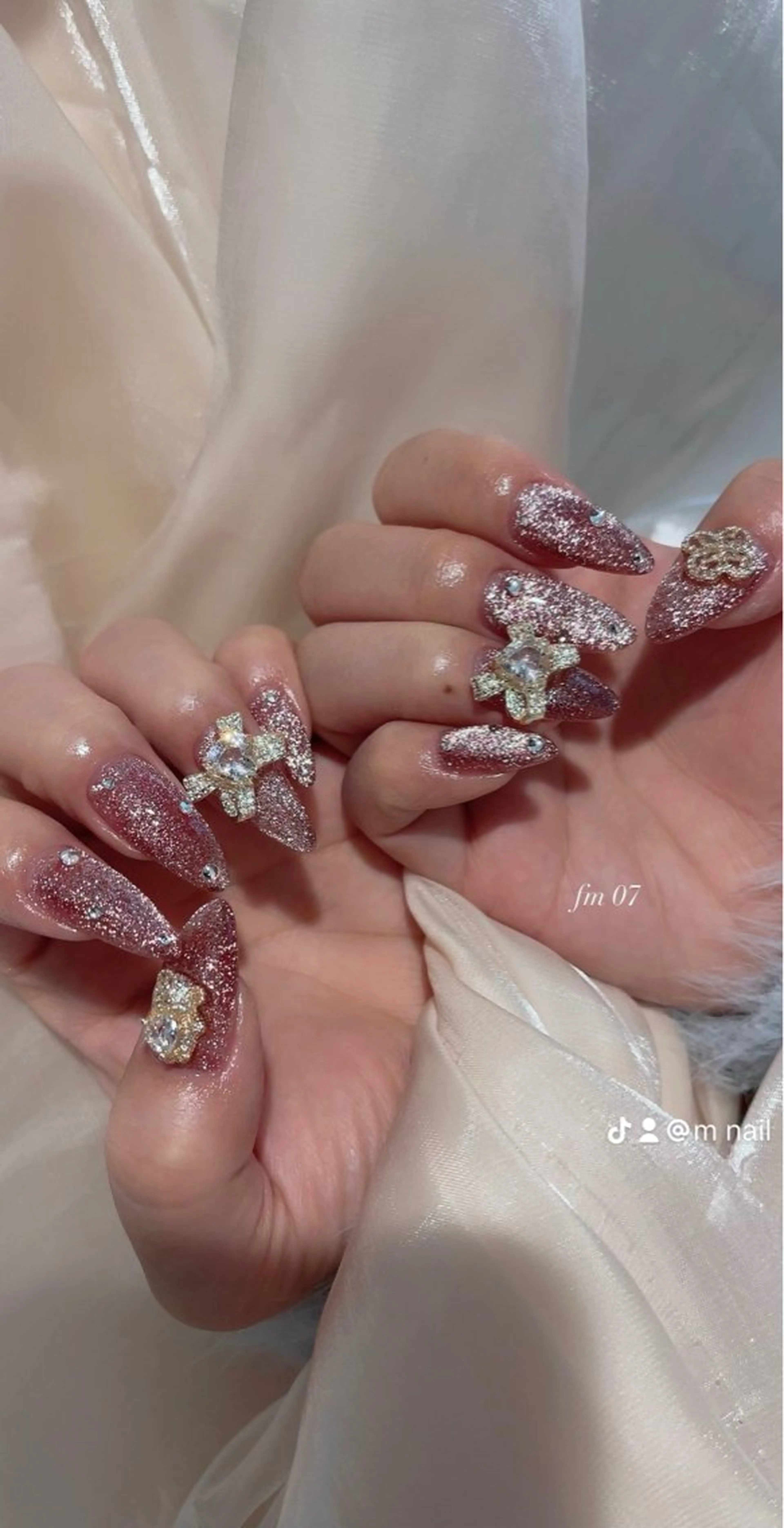 セミロング ハンドネイル 小河原 舞のネイルデザイン