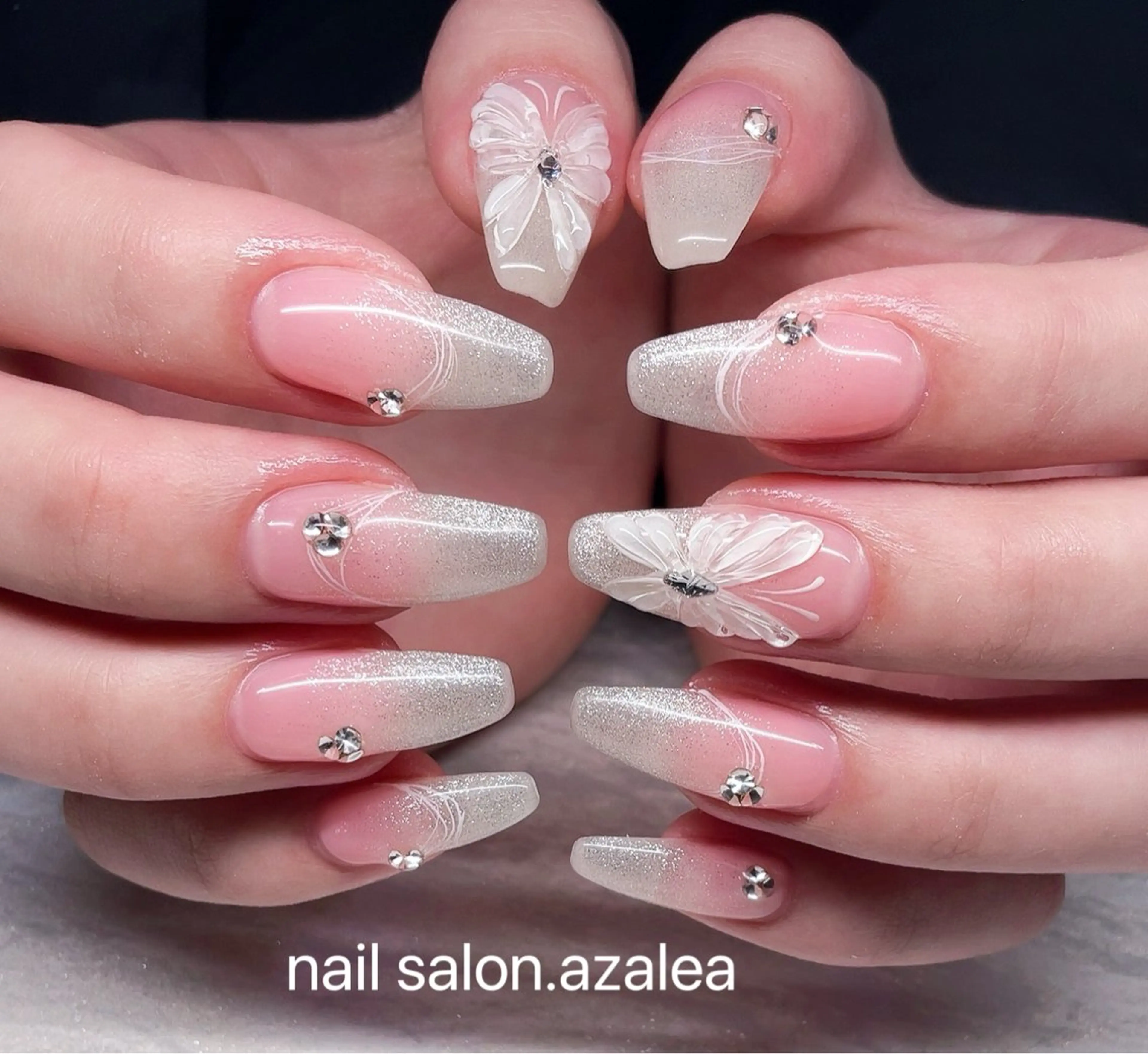 ネイル ハンドネイル R inのネイルデザイン