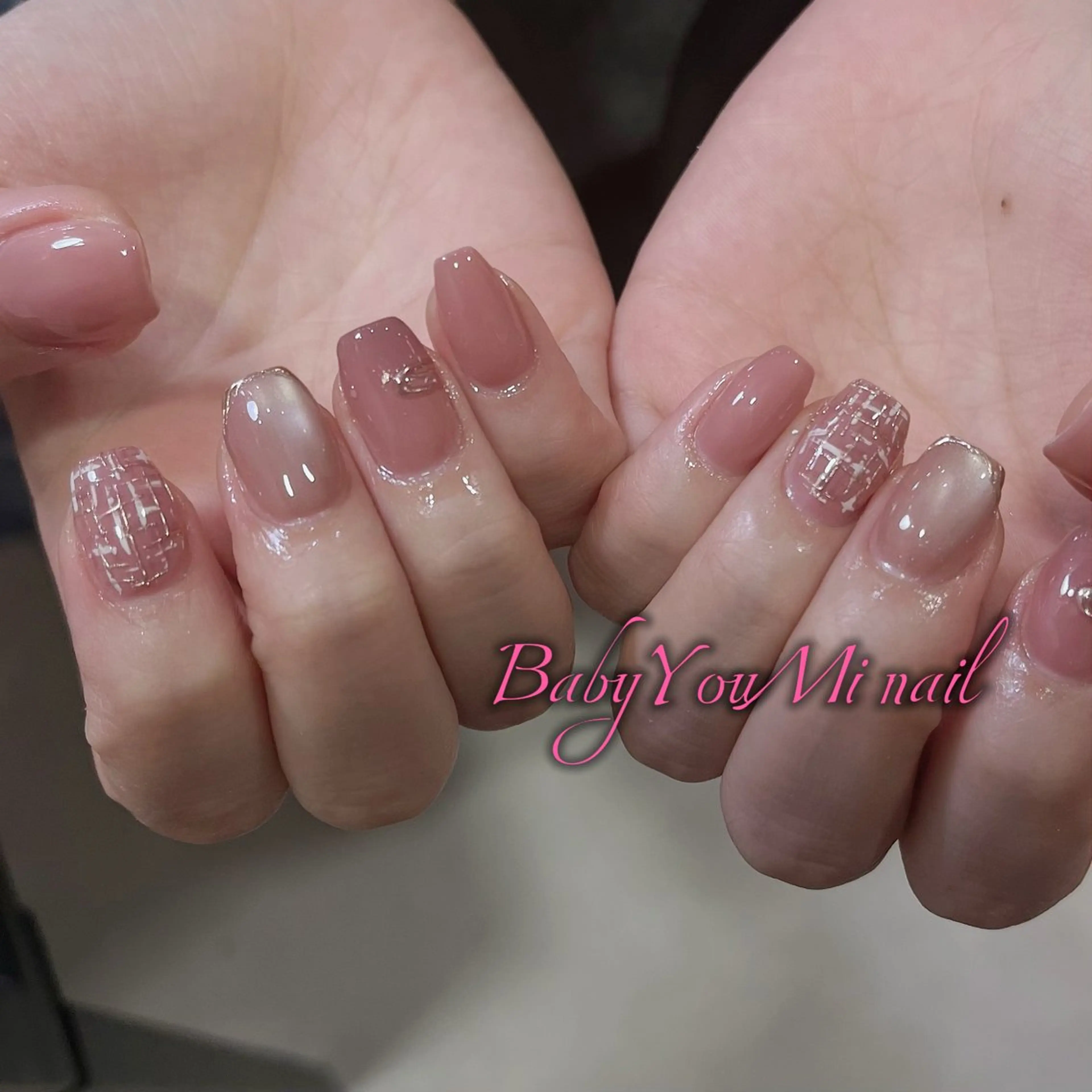 ネイル オーロラネイル 成人式 フットネイル フレンチネイル ジェルネイル ハンドネイル Oomiya 服部のネイルデザイン