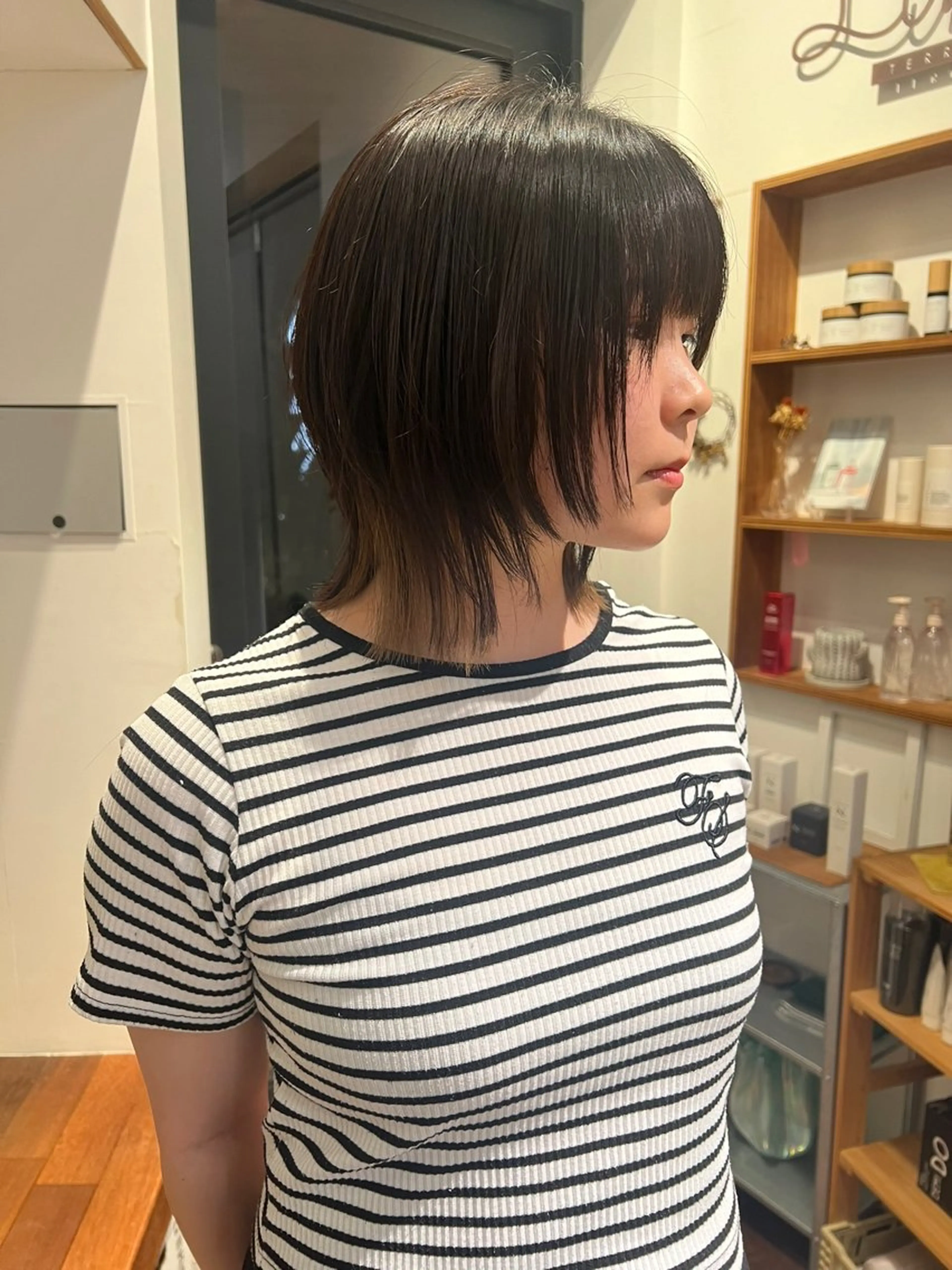 ミディアム Lin'ne所属・竹内梓／パーマ ／ハイトーンのヘアスタイル