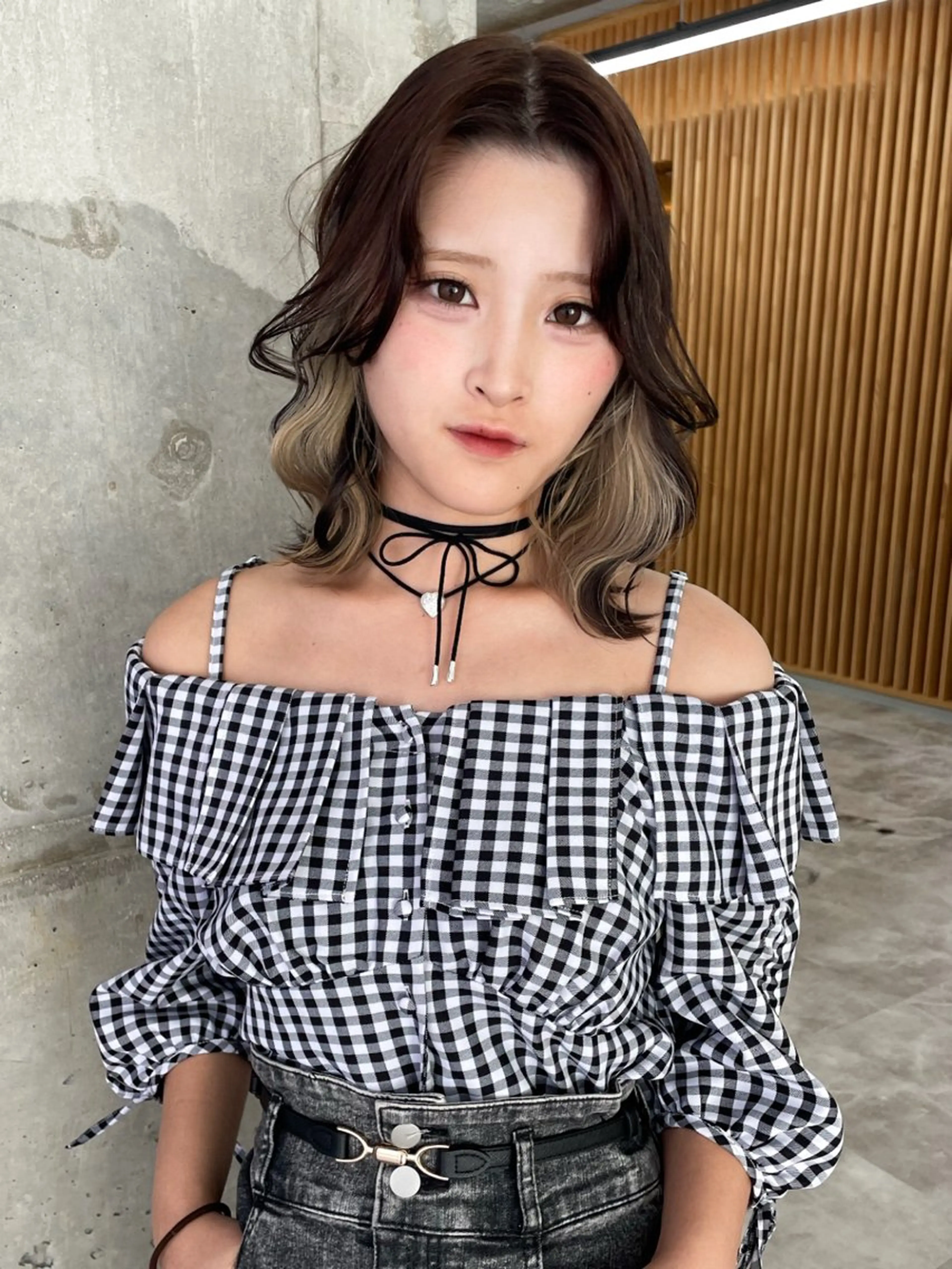 ミディアム カラー ベージュカラー ブリーチ ブロンド ブロンドベージュ ケアブリーチ ヘアカラー ブリーチ/ベージュ 💕/momoaのヘアスタイル