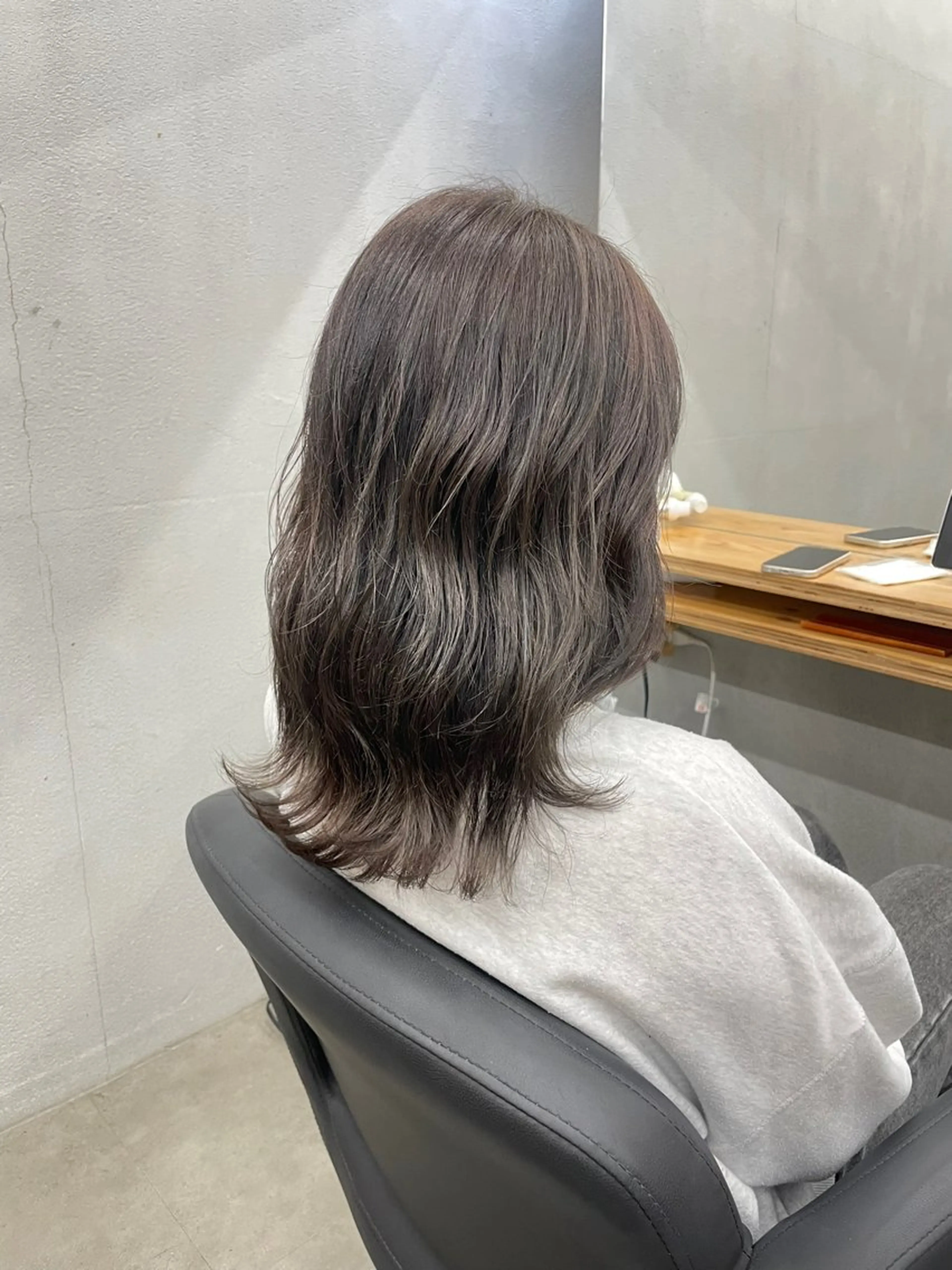 ミディアム カット ヘアカラー トリートメント ひより ／Nのヘアスタイル