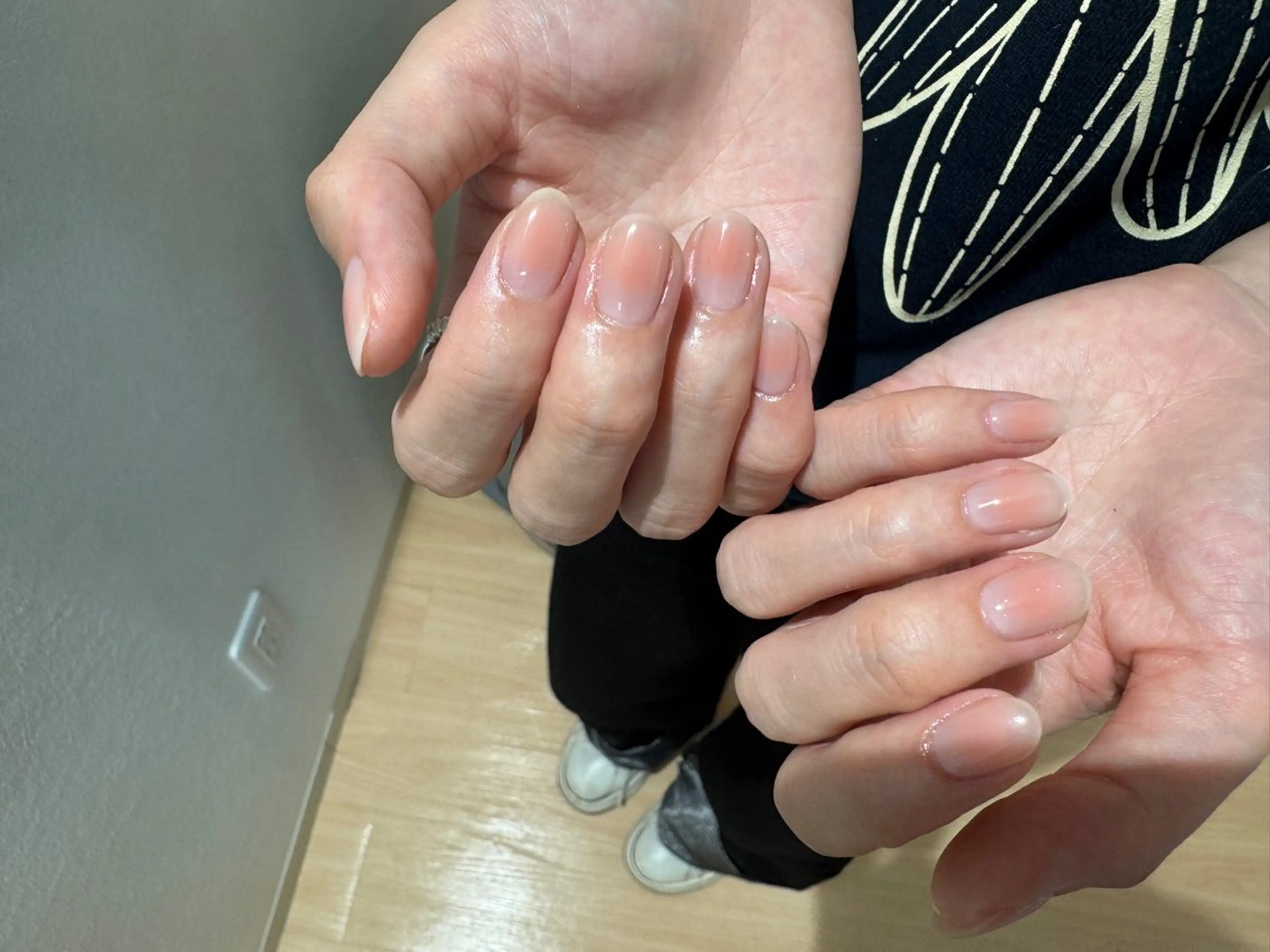 ネイル オーロラネイル 長さ出し フレンチネイル ジェルネイル マグネットネイル ハンドネイル Hi nail 【ハイネイル】池袋のネイルデザイン