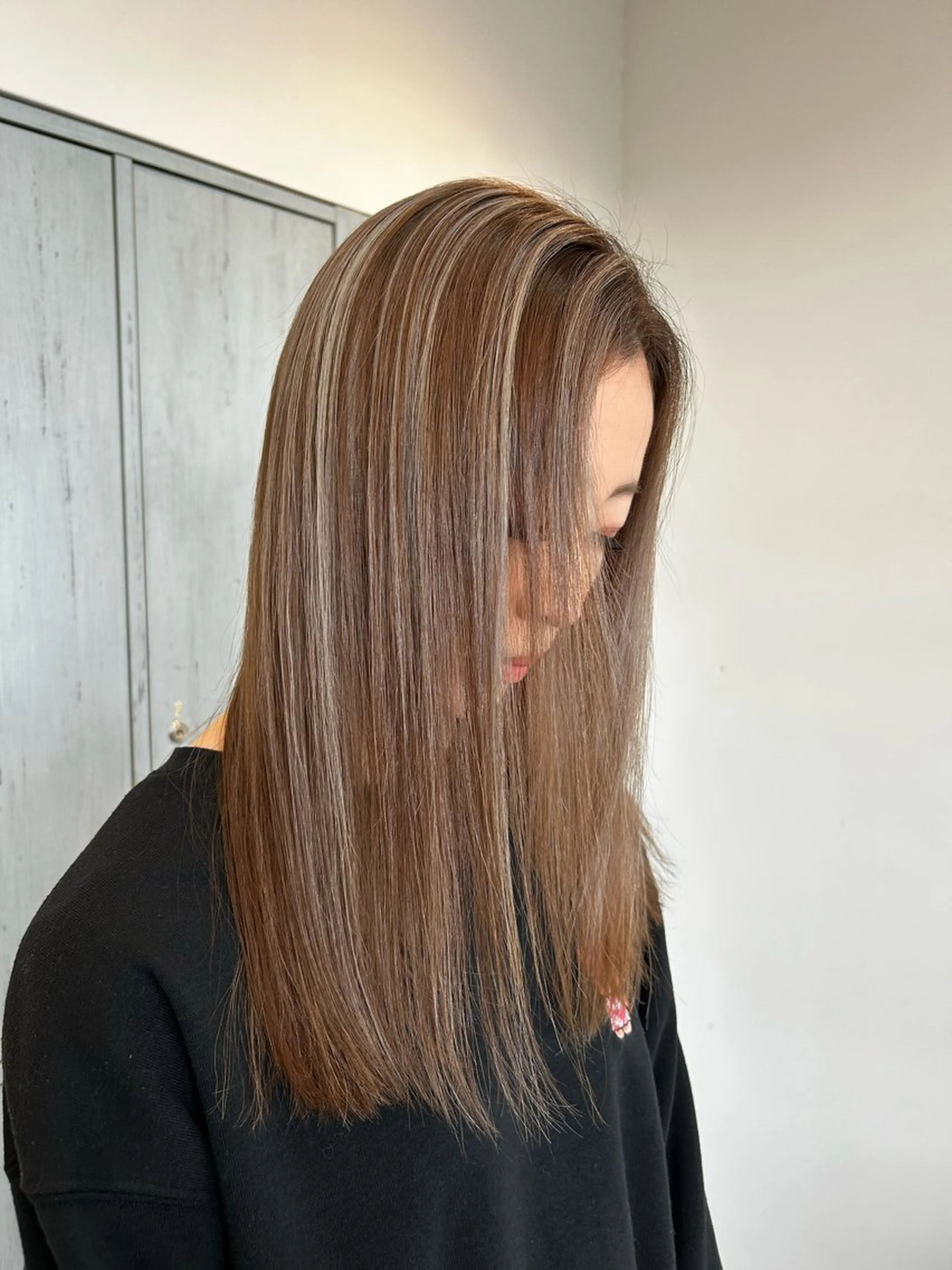 ミディアム カット ヘアカラー miu🌝 ハイライト/一宮のヘアスタイル