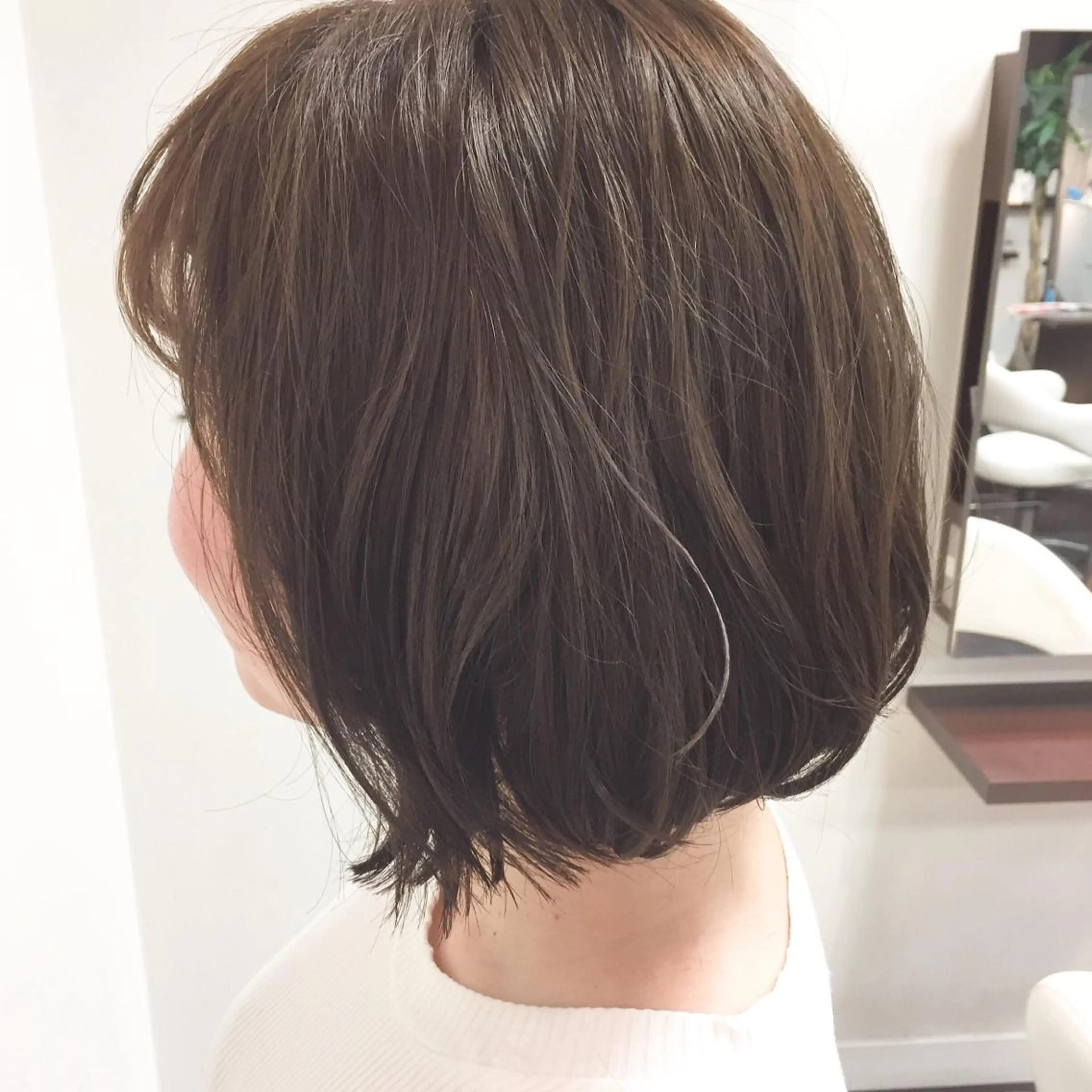 ショート カラー パーマ ボブ カット トリートメント ヘアセット 坂本 なつきのヘアスタイル