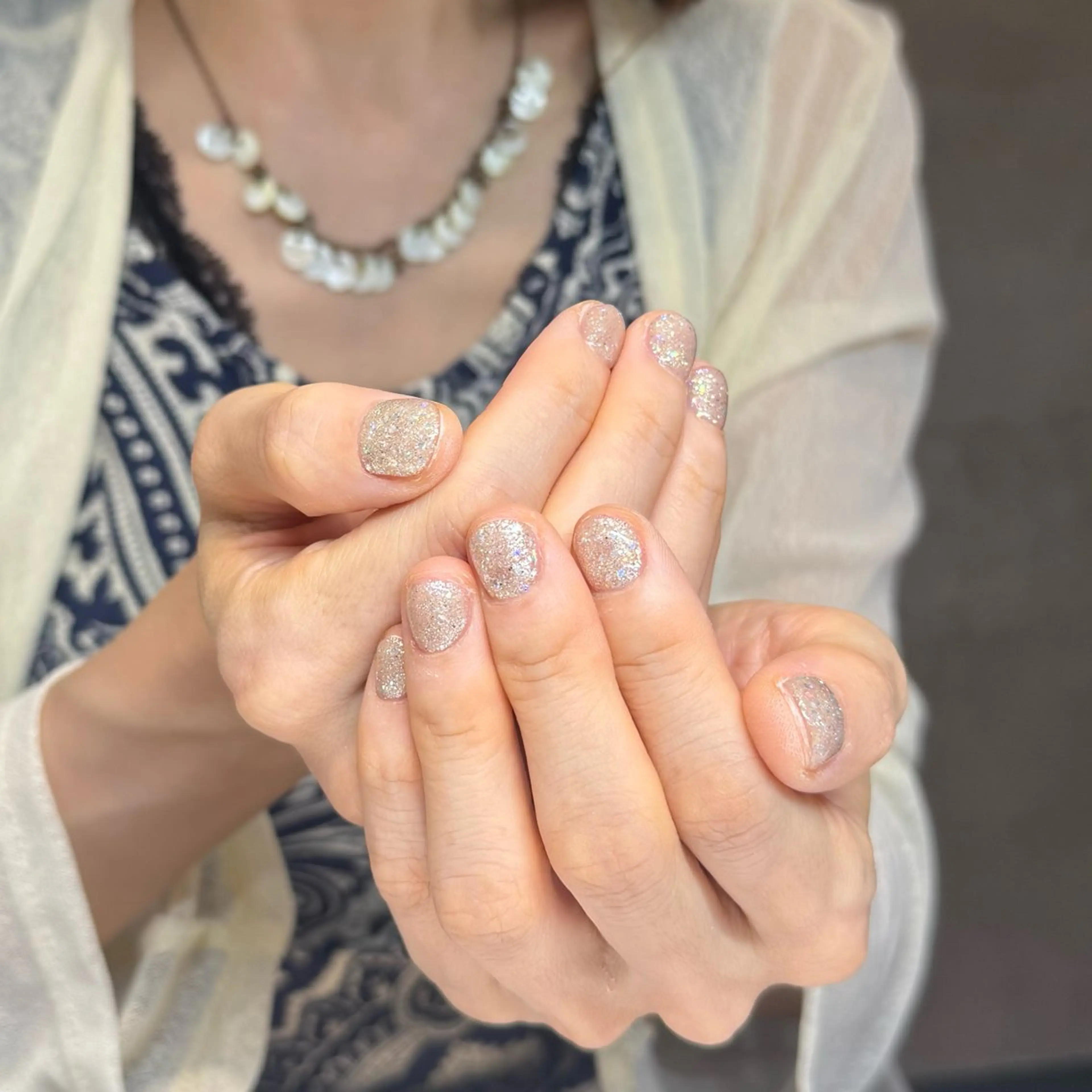 ネイル ジェルネイル ゴールド ラメ(グリッター) ショートネイル MAX BEAUTY nail 笹塚所属・nailist saitoのネイルデザイン