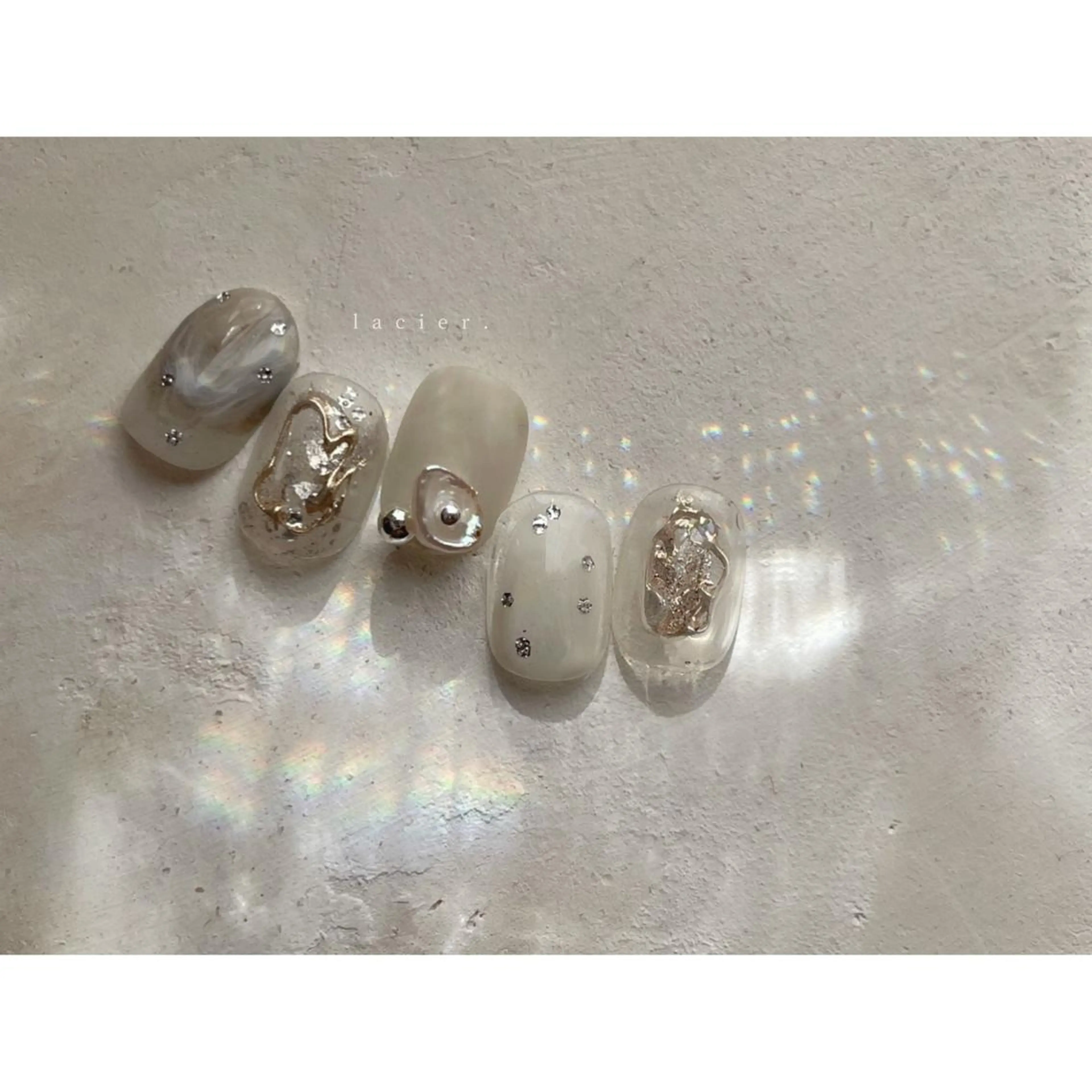 ネイル アートネイル フレンチネイル 氷ネイル・うるうるネイル マグネットネイル ミラーネイル lacier nailのネイルデザイン