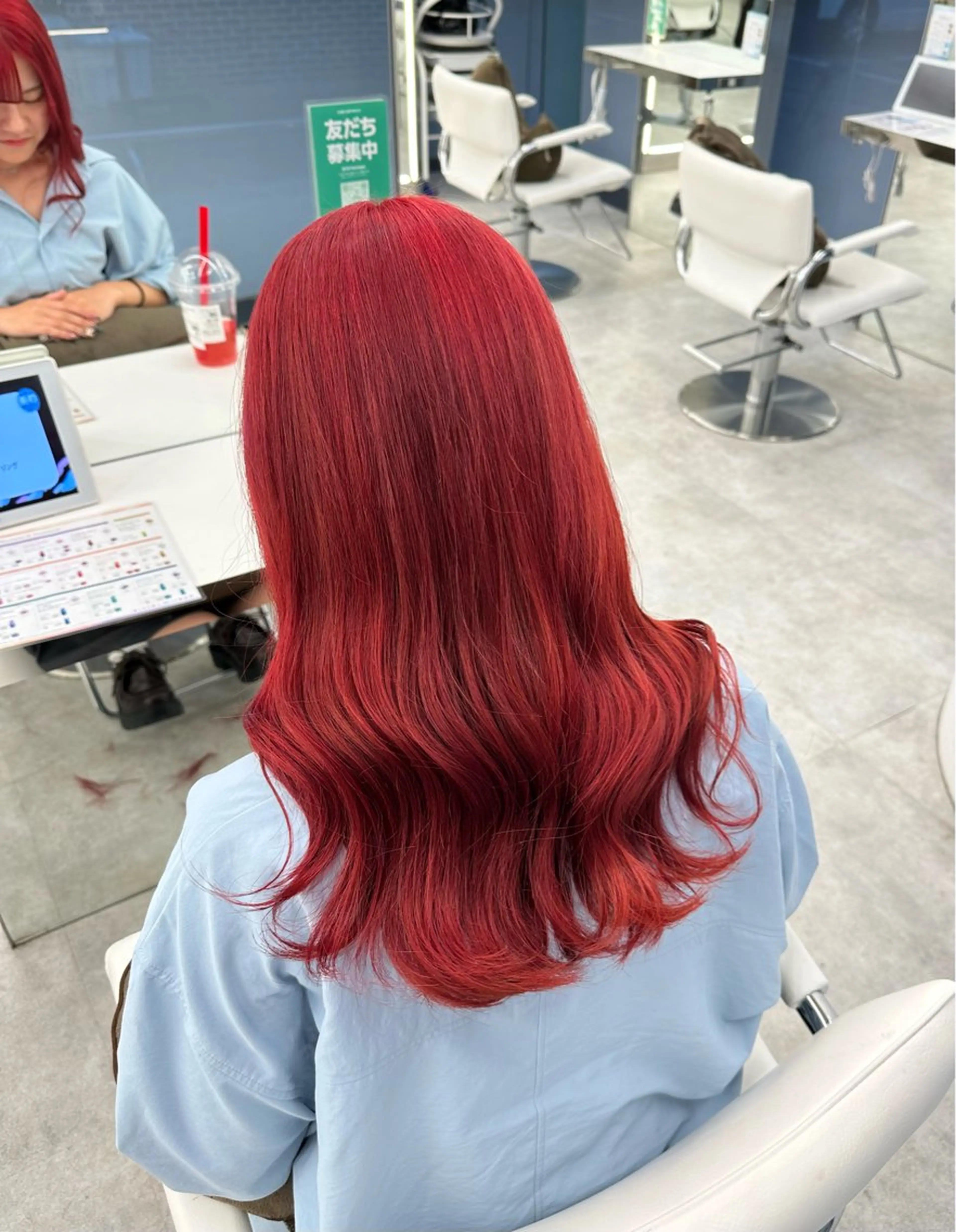 ロング あおき いおりのヘアスタイル