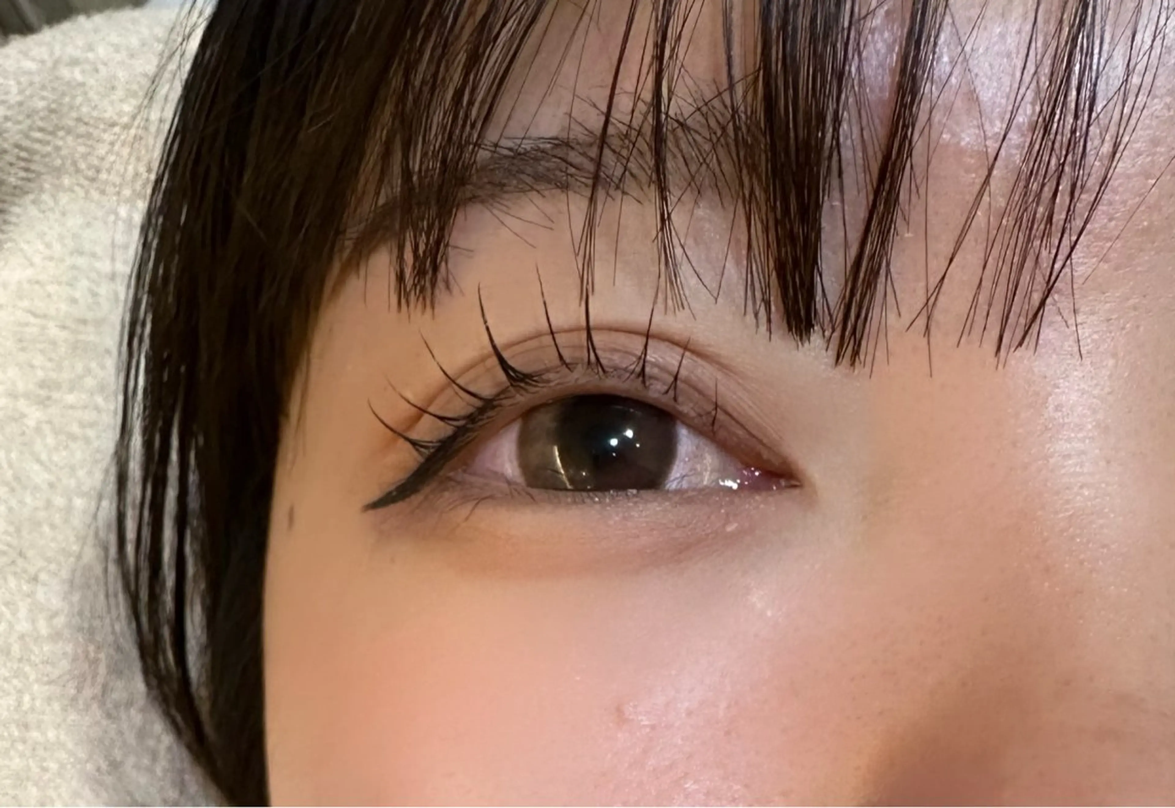 マツエク・マツパ 坂口 月陽のヘアスタイル