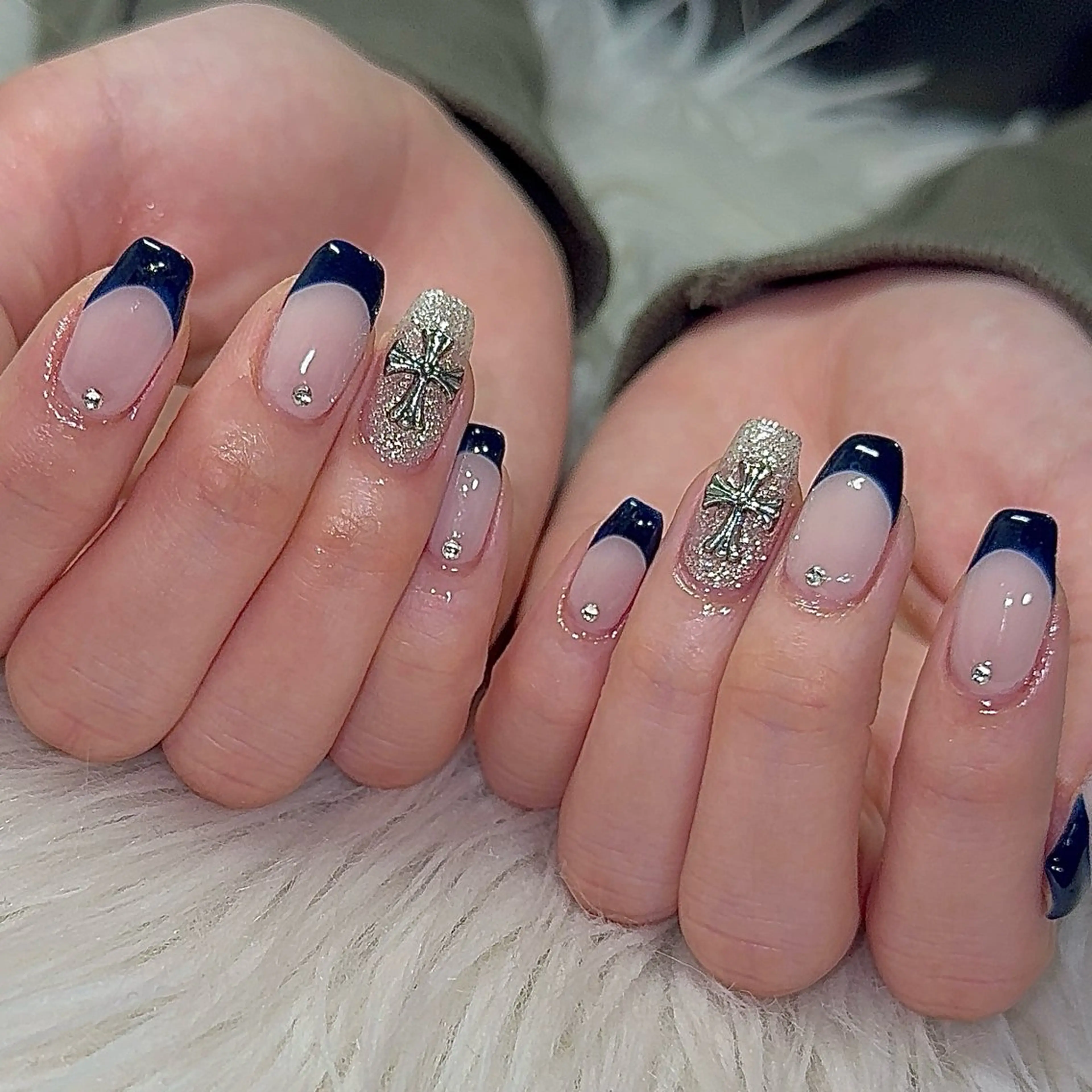 ネイル ハンドネイル 黒川 実祐のネイルデザイン