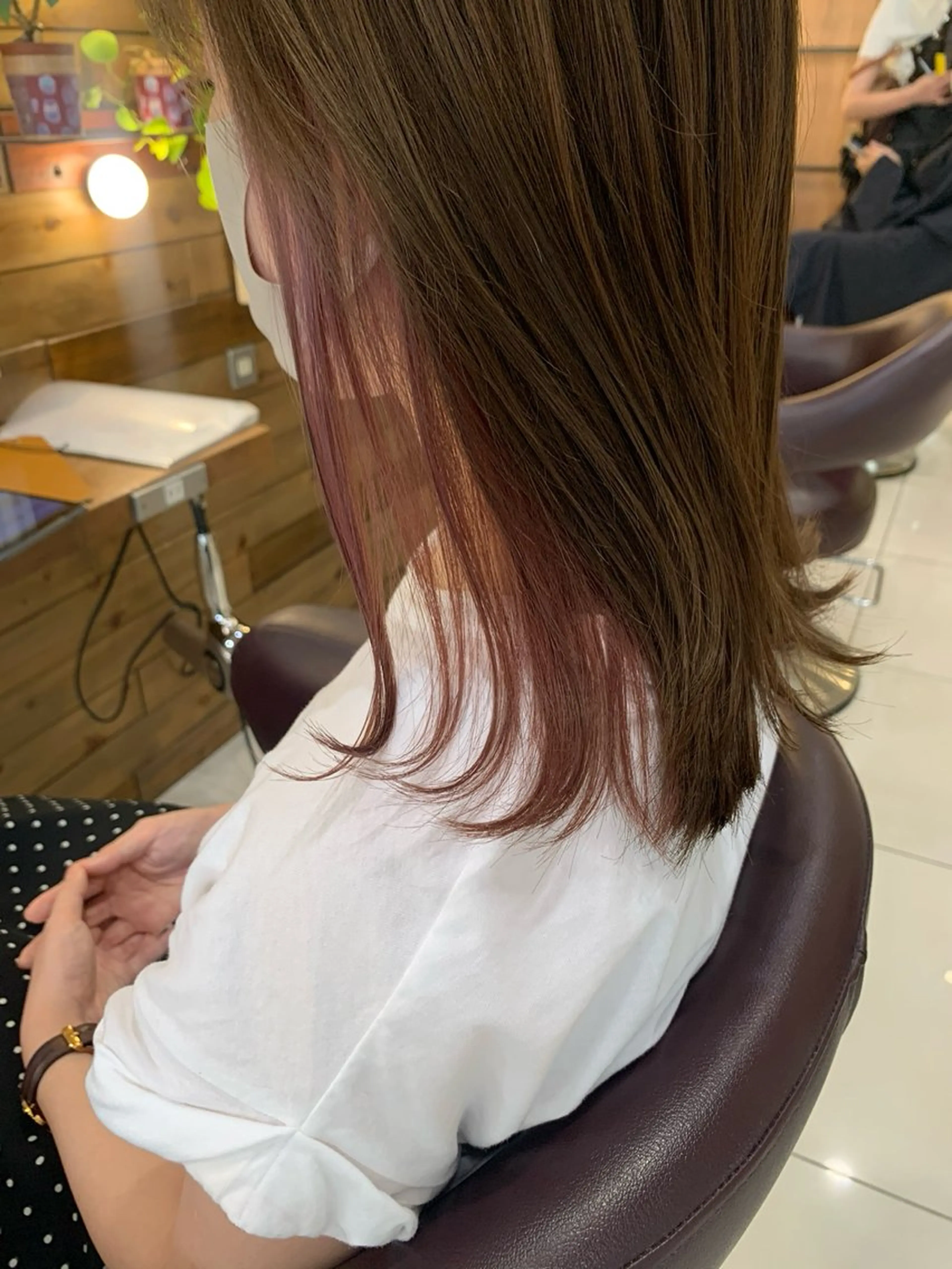 カラー イヤリングカラー Ancheri by flammeum戸塚店所属・ひな/ボブカット/ ブリーチなしWカラーのヘアスタイル