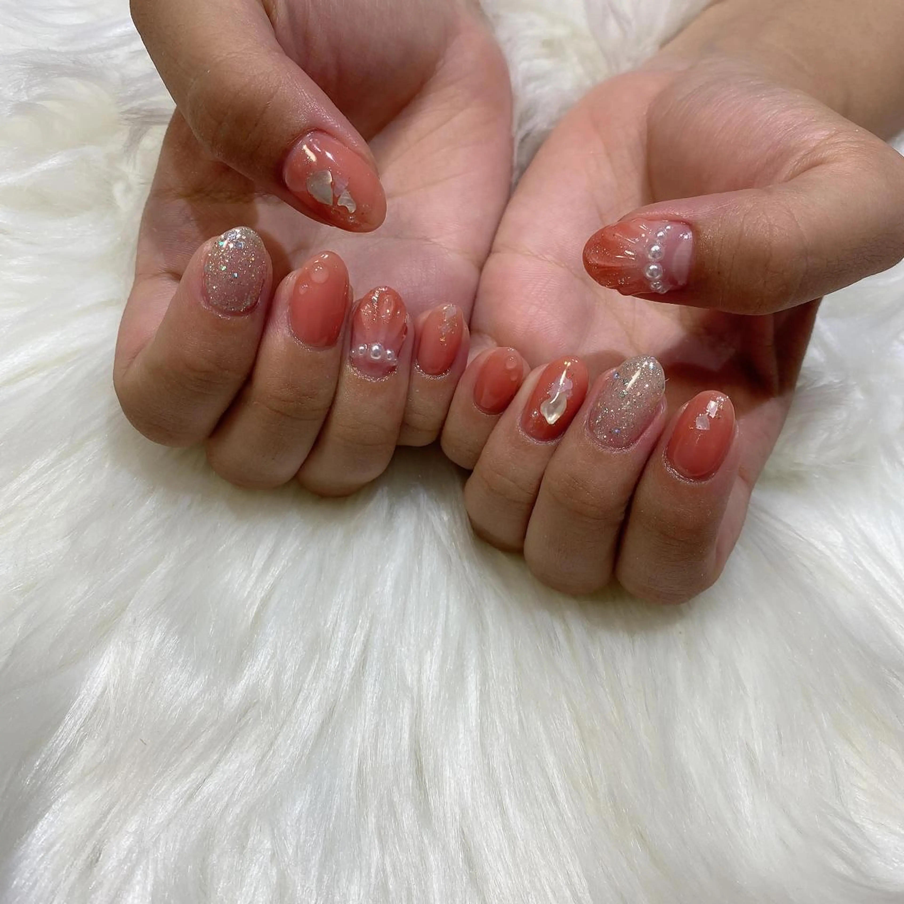 ネイル ハンドネイル 西岡 杏のネイルデザイン