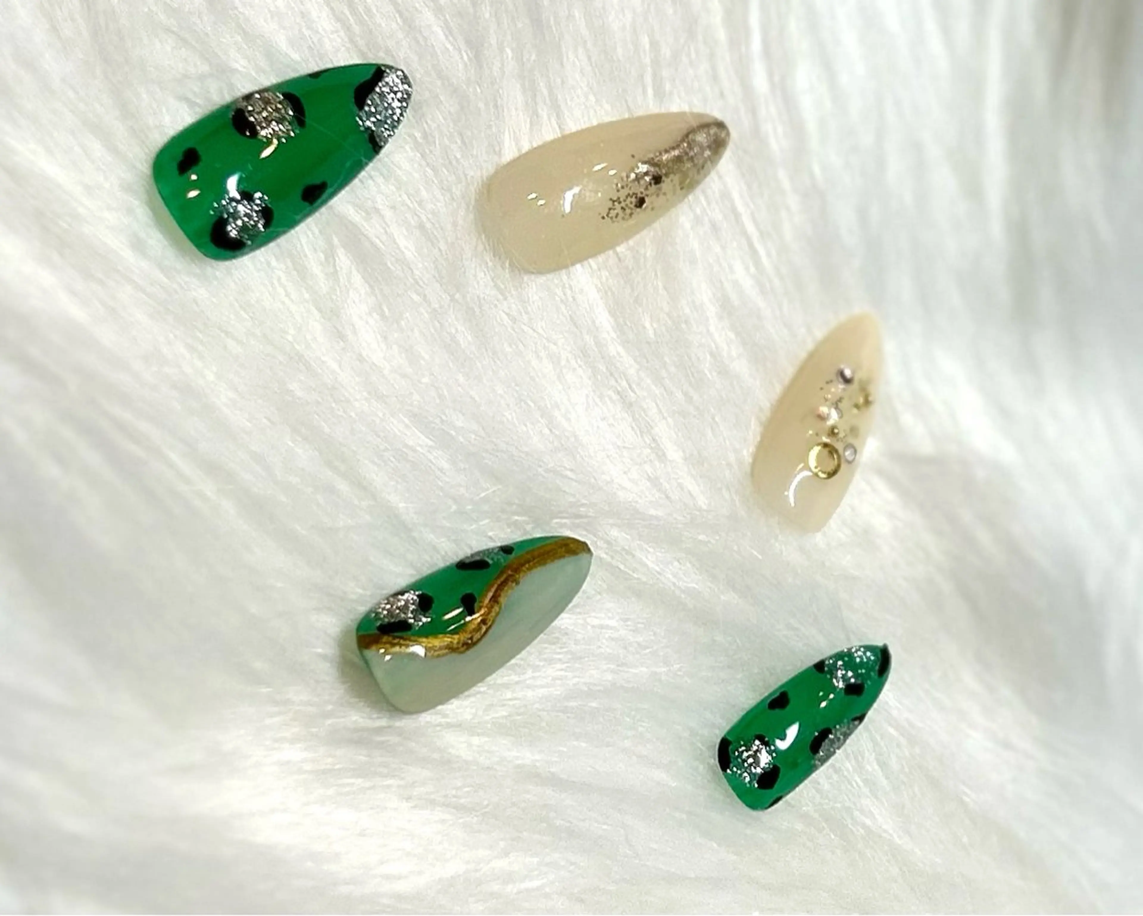 ネイル 頑張る女性の味方✴︎ M.i　nail ♡のネイルデザイン