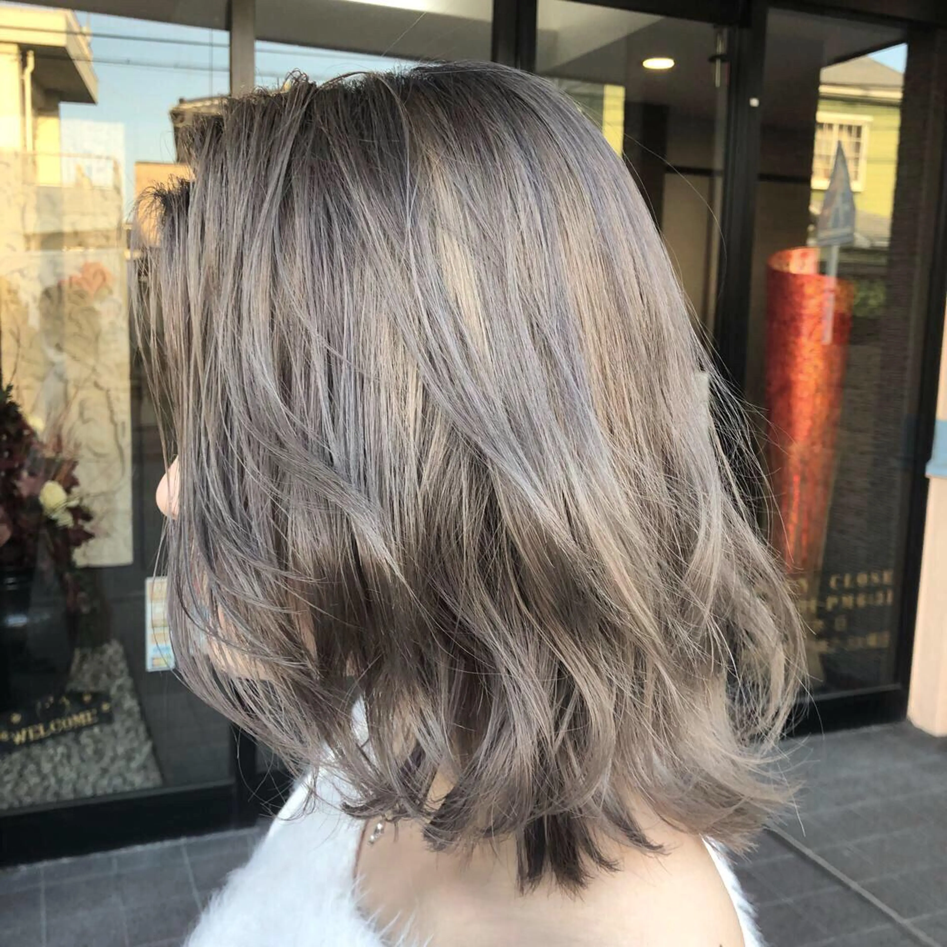 ショート カラー ベージュカラー ホワイトベージュ 4-rest garden （フォーレストガーデン）所属・金井 直樹のヘアスタイル