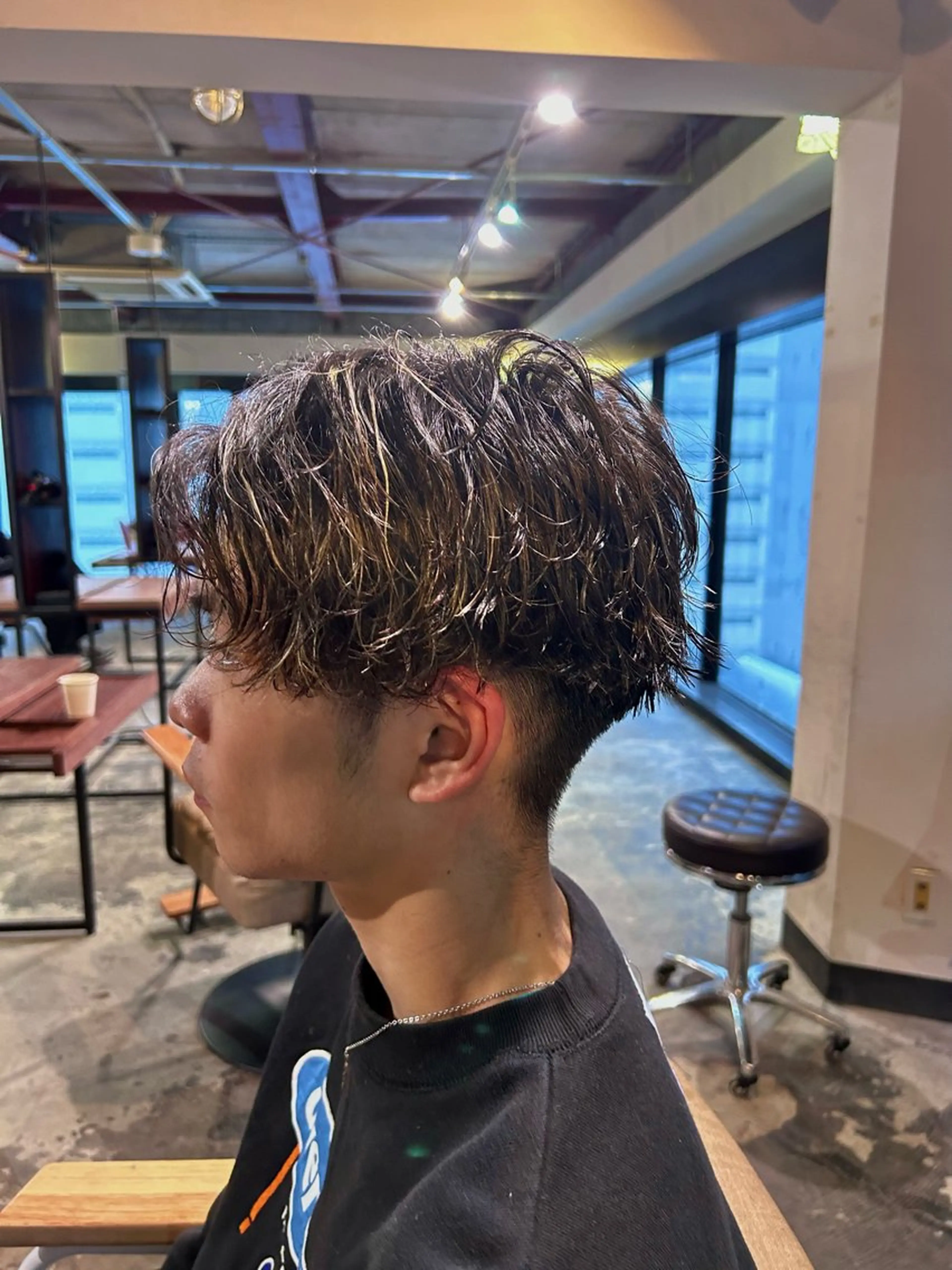 ショート パーマ メンズ カット パーマ トリートメント ダブルカラー/ 透明感/SHISEIのヘアスタイル