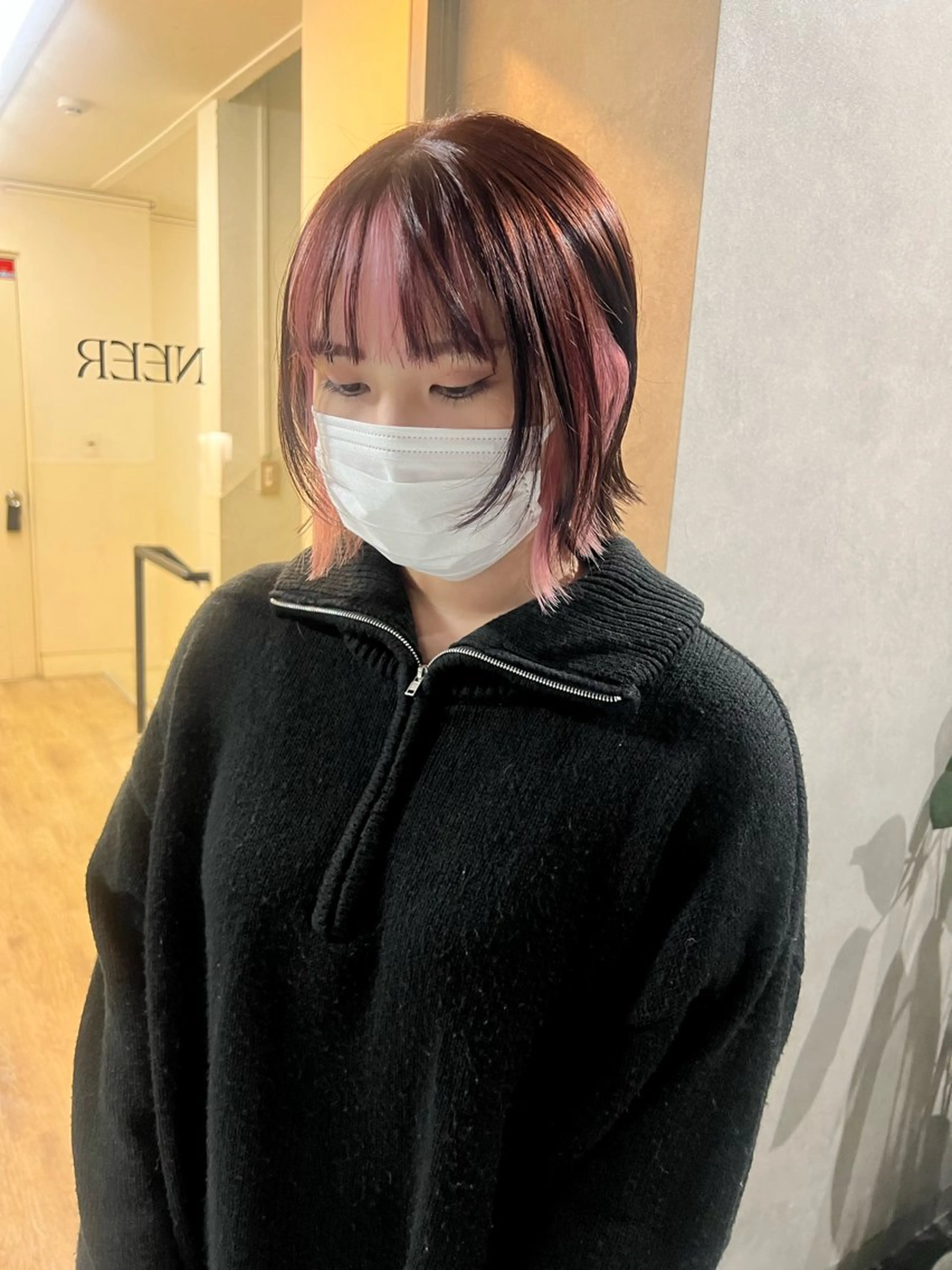 ショート カラー ヘアアレンジ viewstokyo所属・mana 暖色カラーカットのヘアスタイル