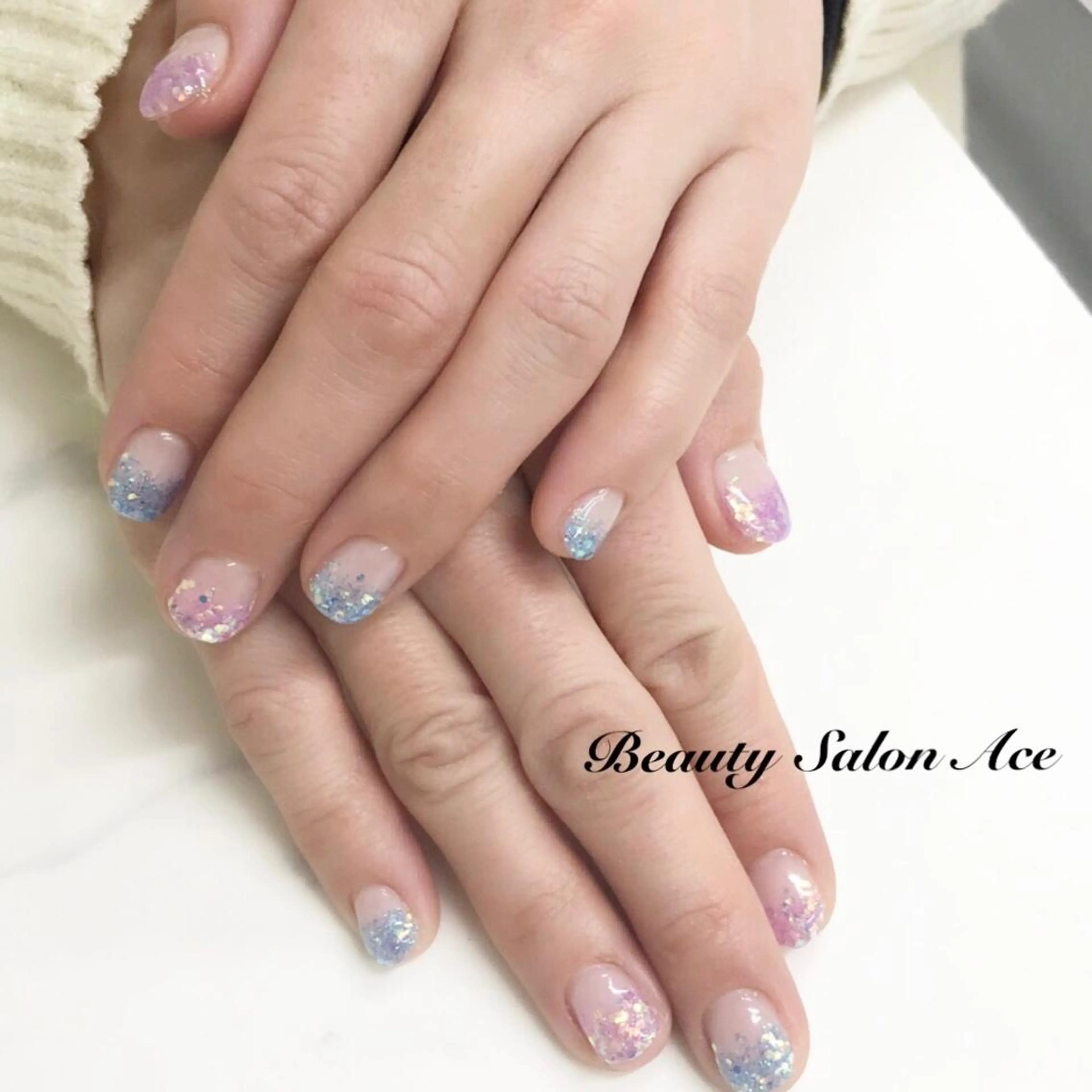 ネイル グラデーション ラメ(グリッター) ラメグラデーション Beauty Salon Ace（ネイルサロン　エース）所属・池袋フィルイン Ace♡長さだしのネイルデザイン
