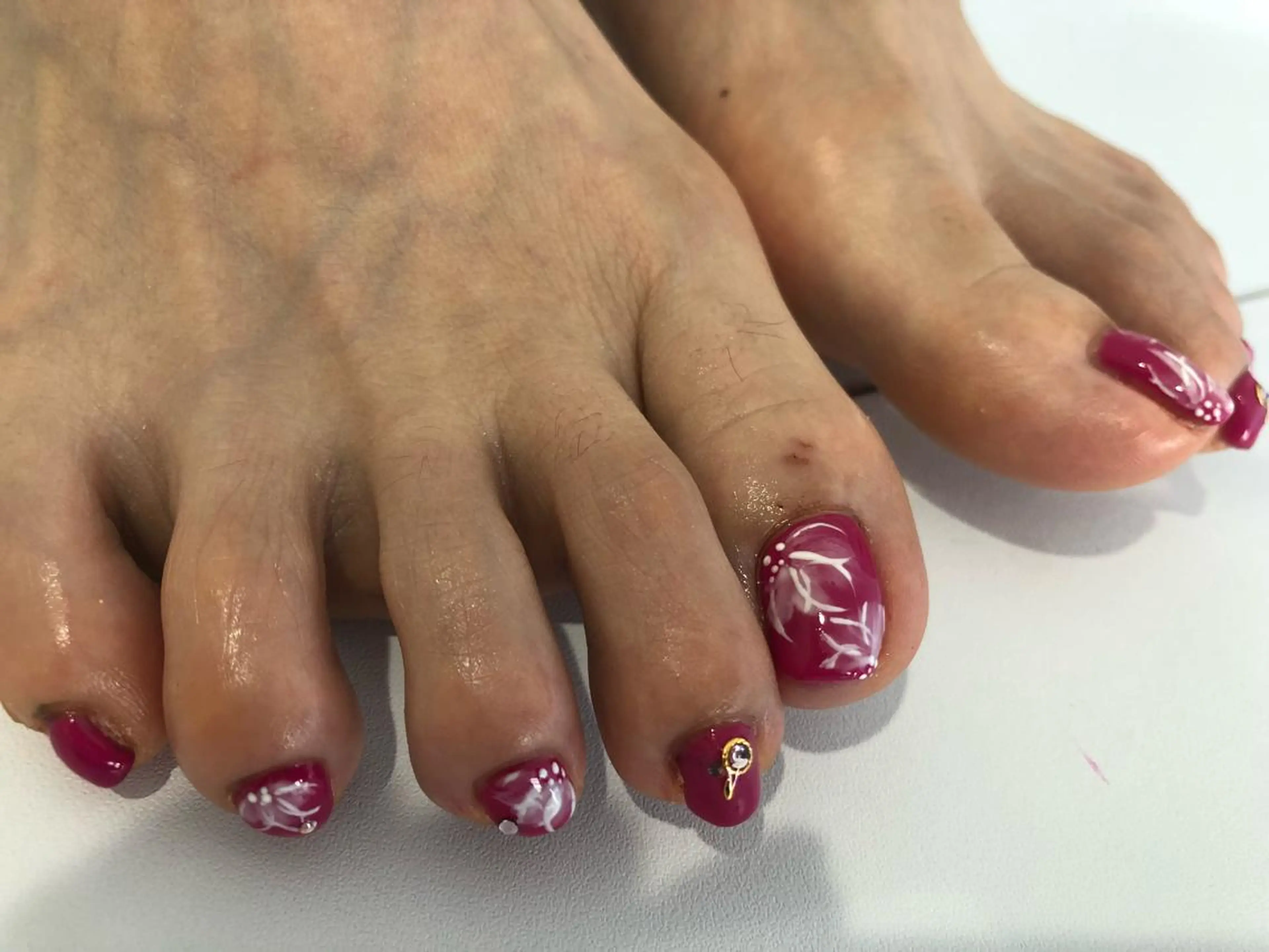 ネイル フットネイル J. NAILのネイルデザイン