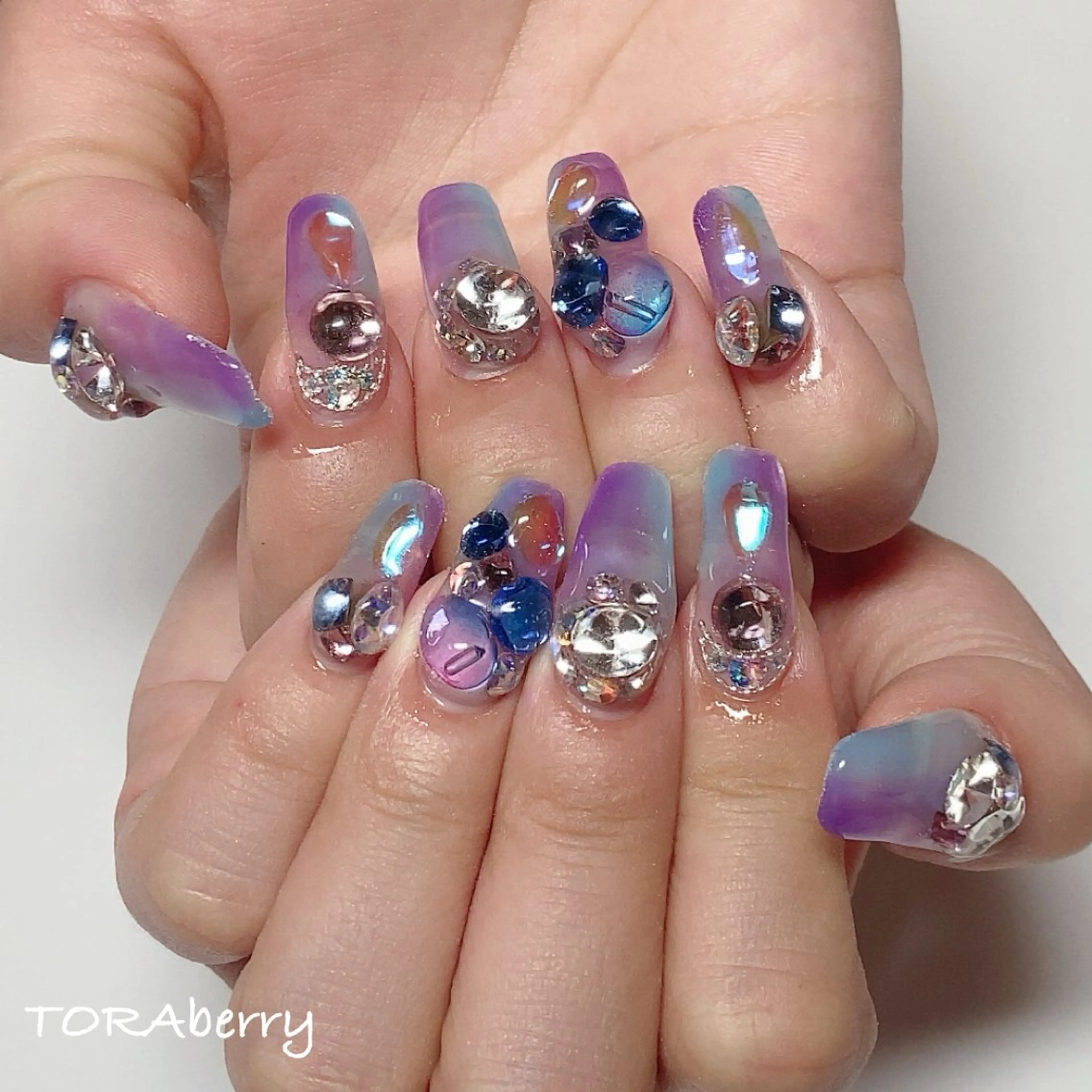 ネイル ハンドネイル ネイリスト なつみのネイルデザイン