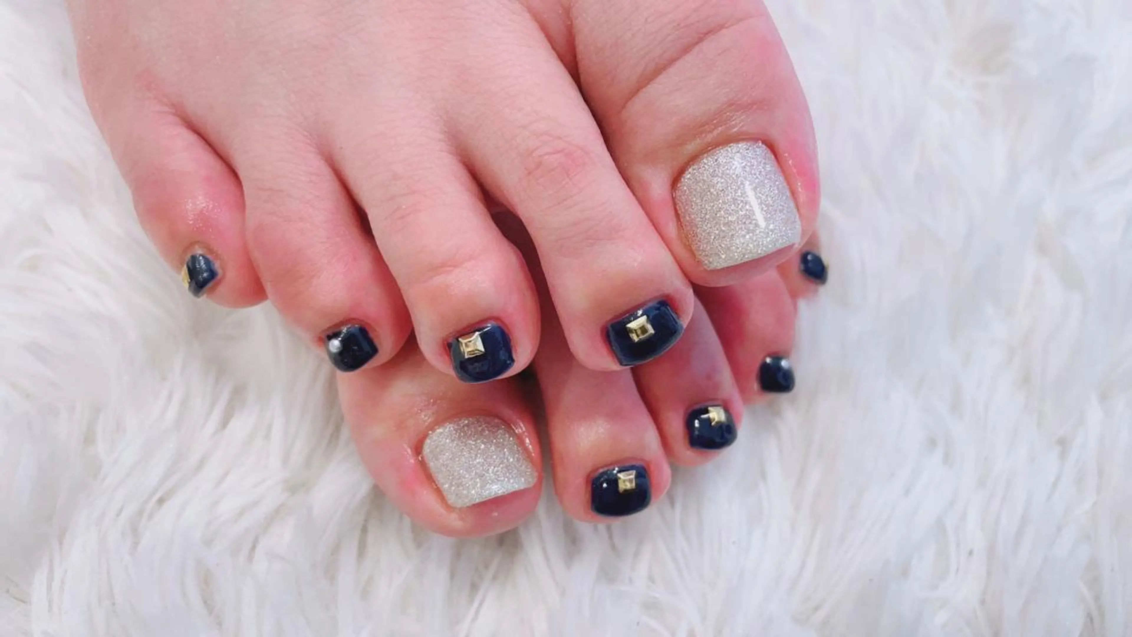 ネイル emi ...の眉毛・アイブロウイメージ