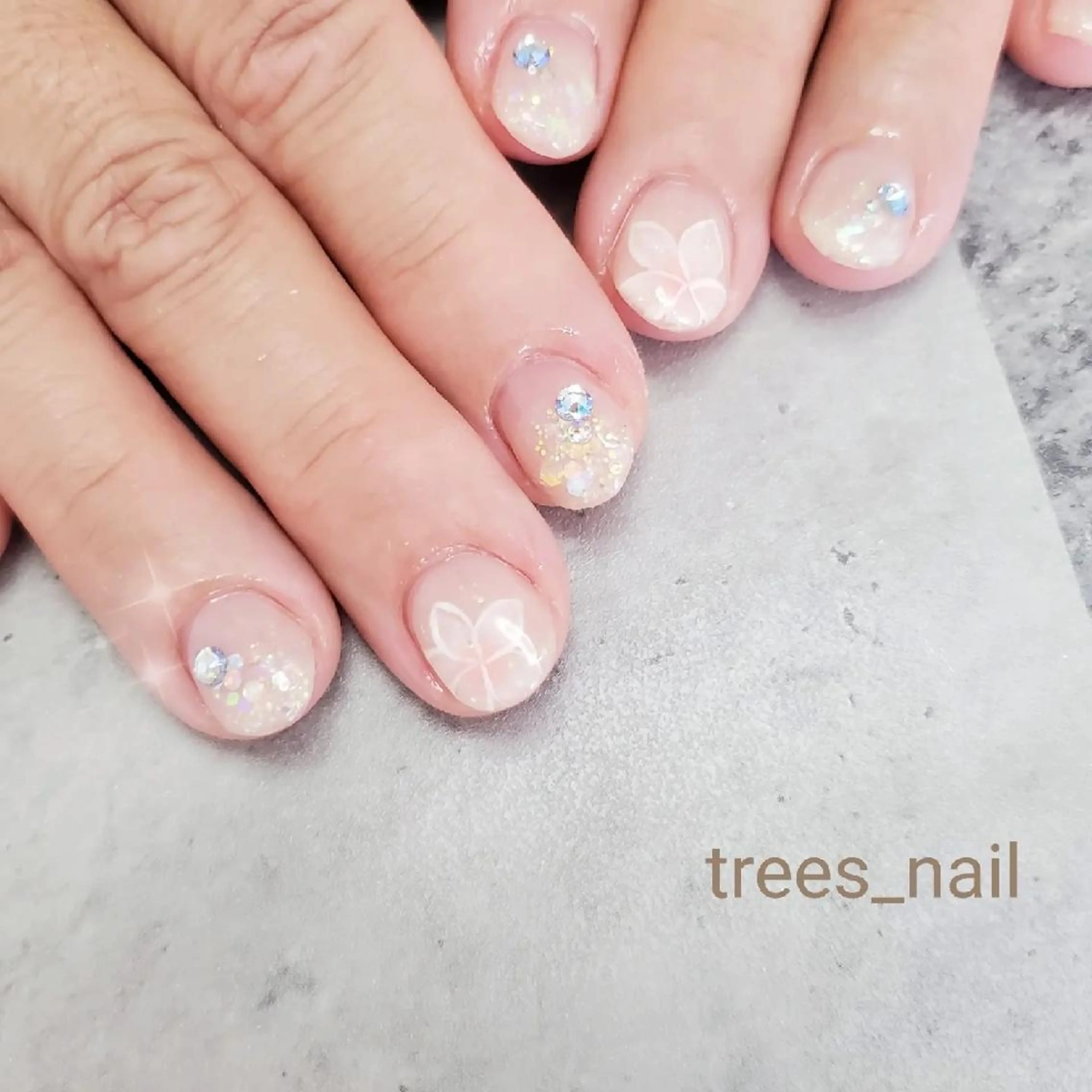 ネイル trees_ nailのネイルデザイン