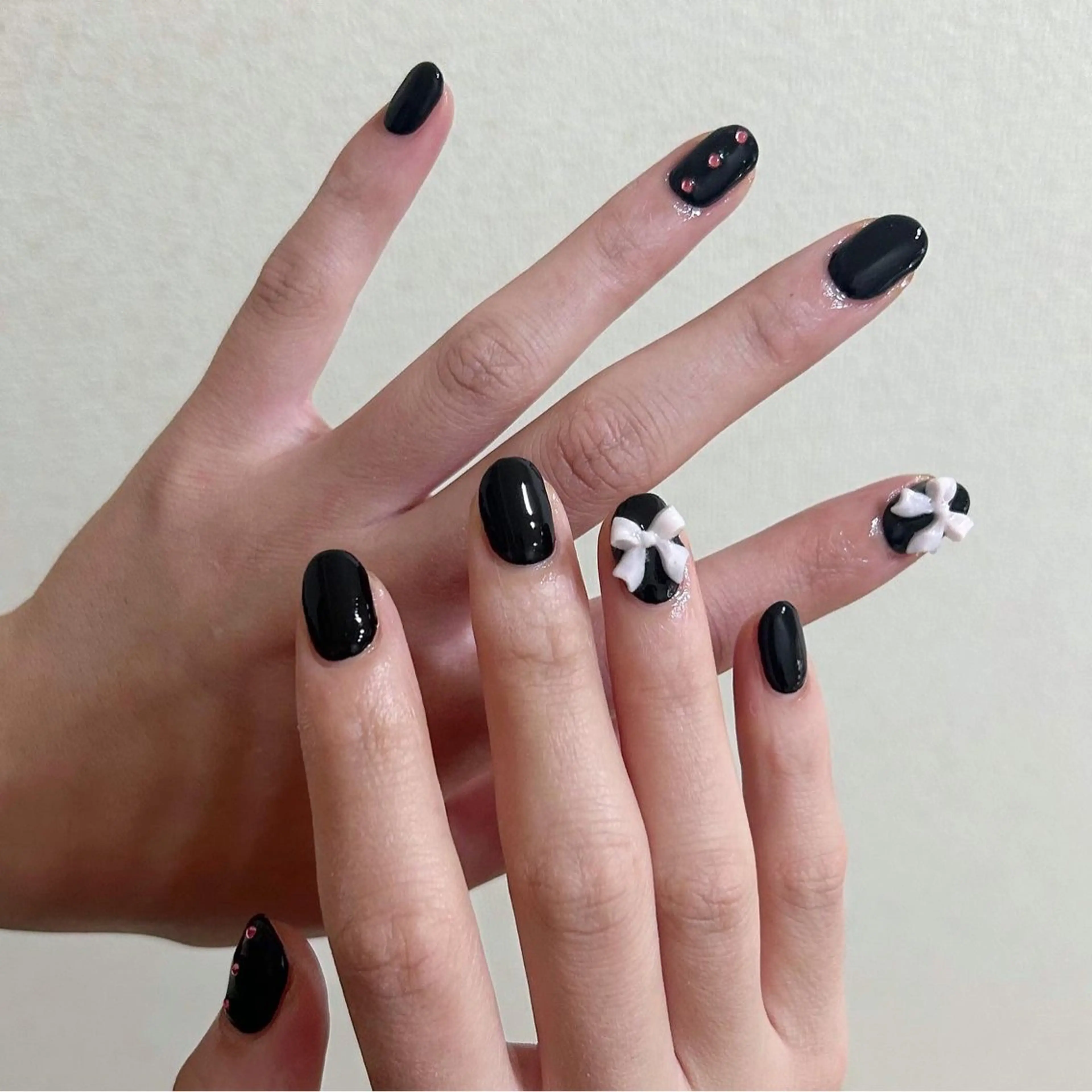 ネイル ブルー フットネイル ジェルネイル キラキラネイル 韓国ネイル RooM -produce by maynail-所属・RooM -mizuki-のネイルデザイン