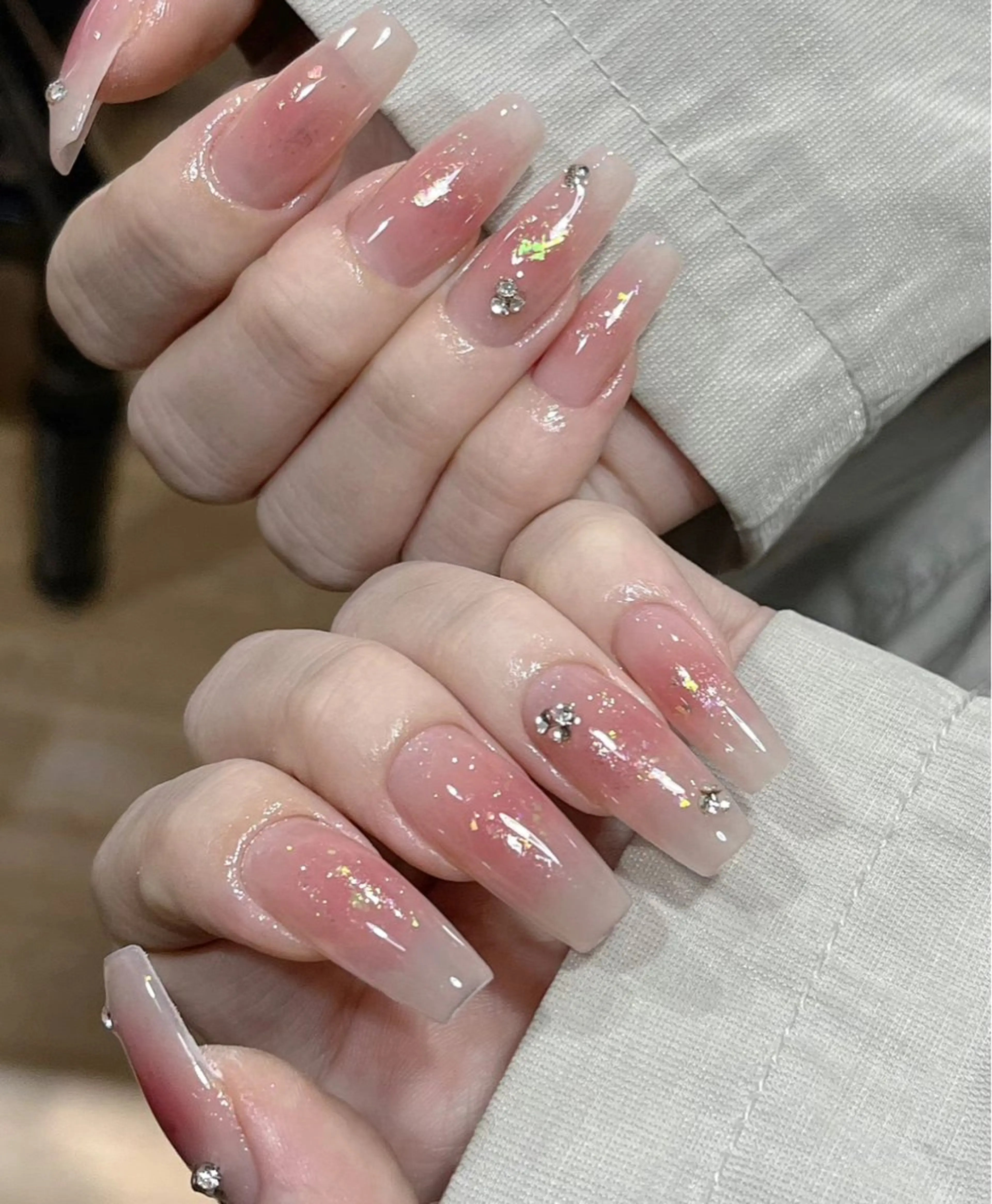 [超人気！]スートン付きチークネイル@オフ別途 9000-4980の写真