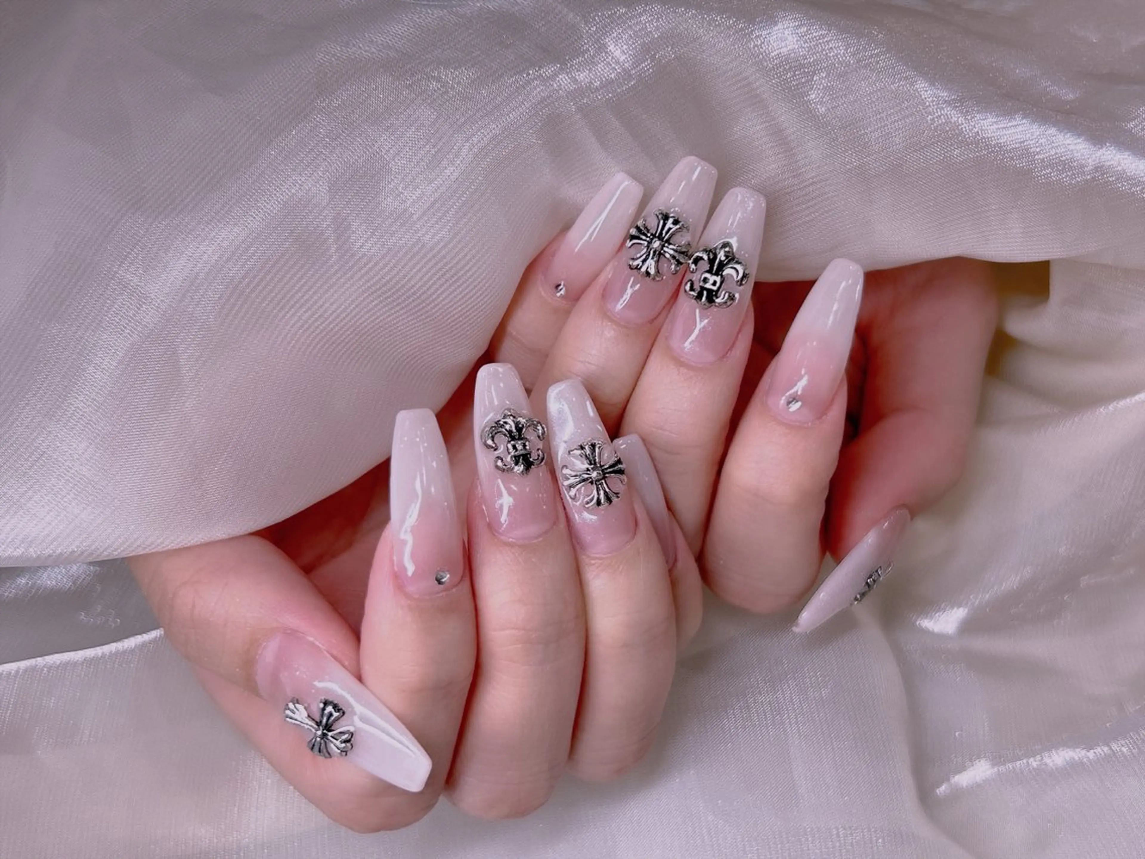 ネイル 長さだし専門店 M2　rikaのネイルデザイン