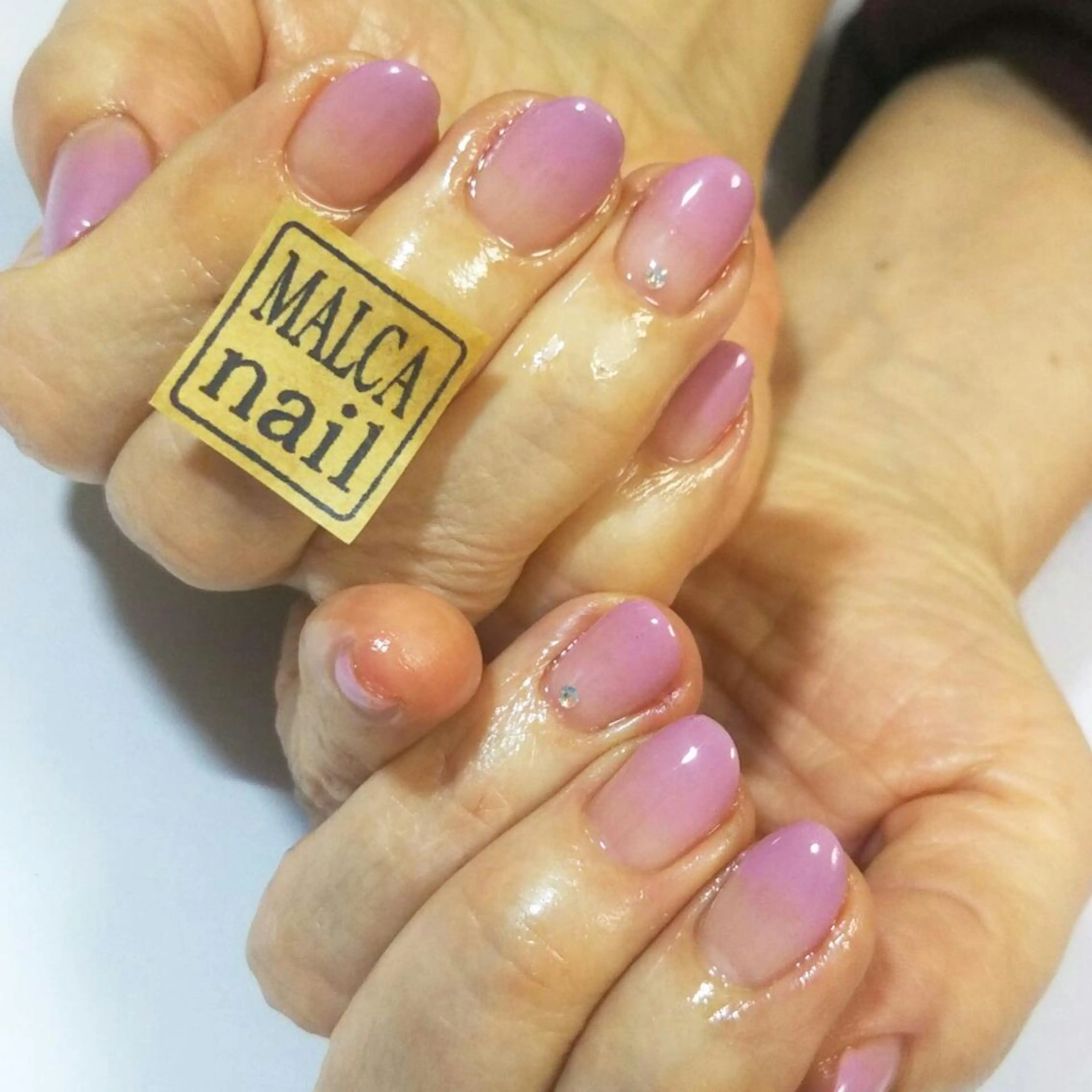 ヘアアレンジ パーマ カラー ネイル マツエク・マツパ キッズ ミディアム MALCAnail(マルカネイル)所属・荒木 莉奈のネイルデザイン