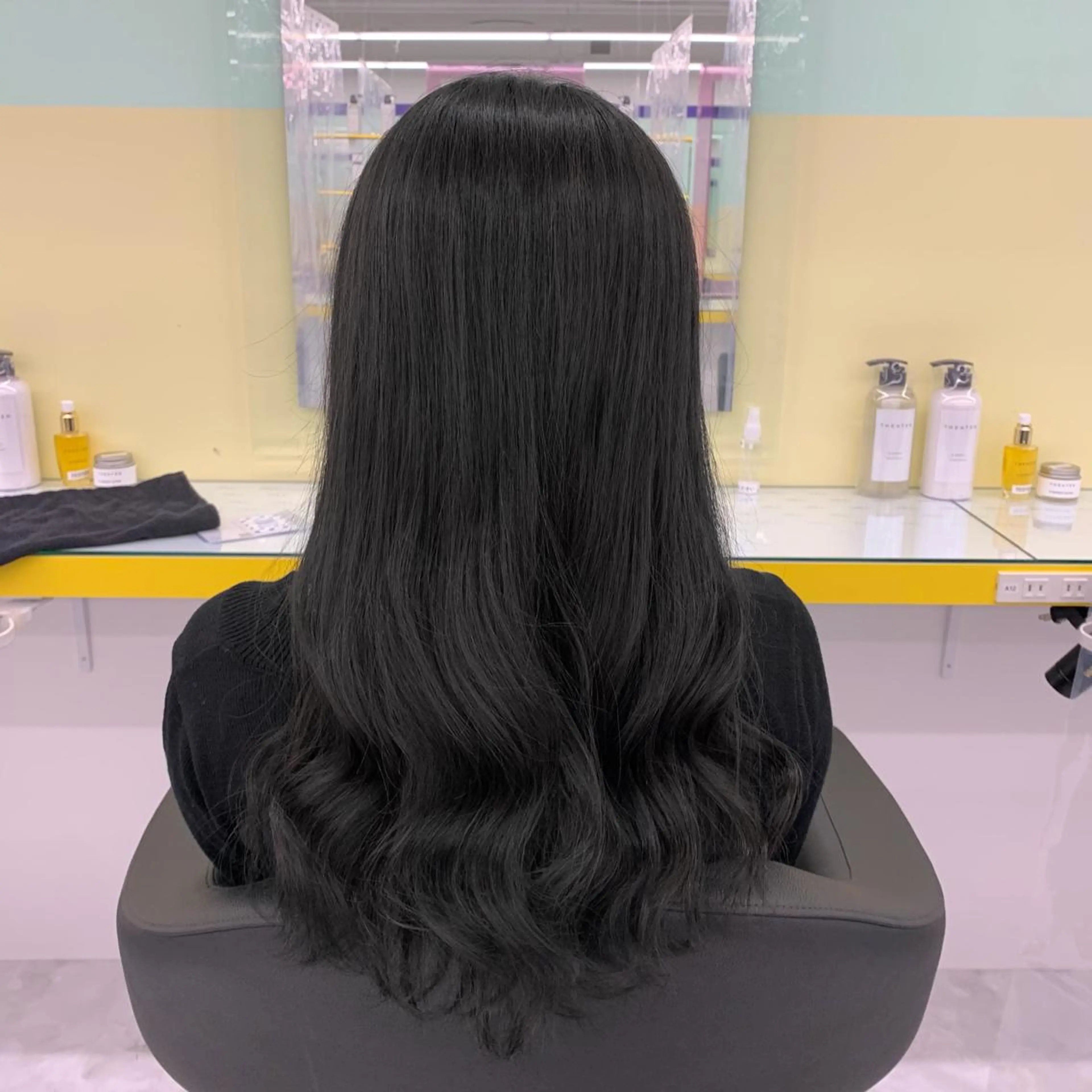 セミロング カラー パーマ ヘアアレンジ カット パーマ ☁️縮毛矯正✖️ 透明感☁️りくのヘアスタイル