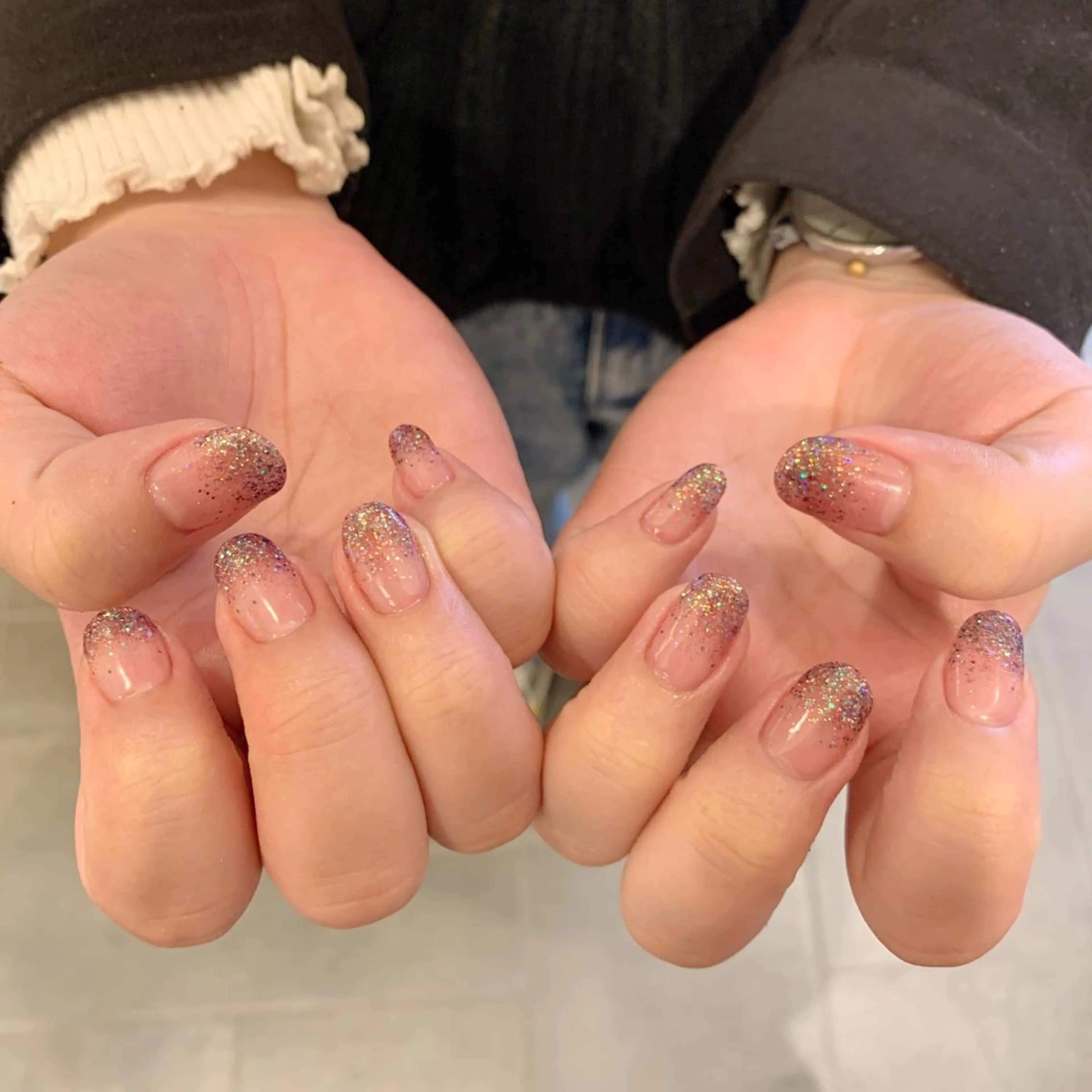 ネイル ジェルネイル グラデーション ラメ(グリッター) ラメグラデーション パラジェル 鈴木 里奈のネイルデザイン