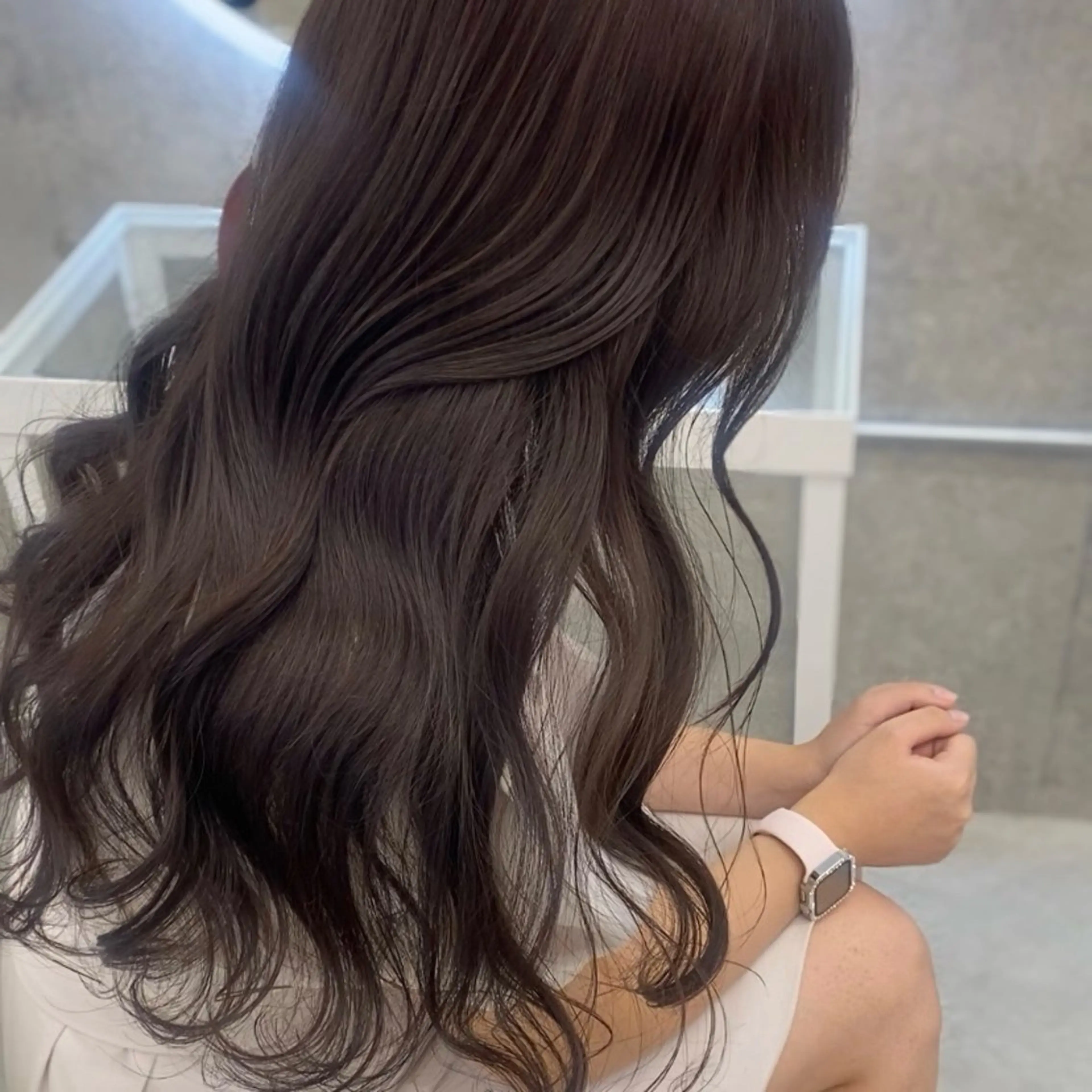 ロング ヘアカラー トリートメント 韓国レイヤー/透明感 カラー🦋mioのヘアスタイル