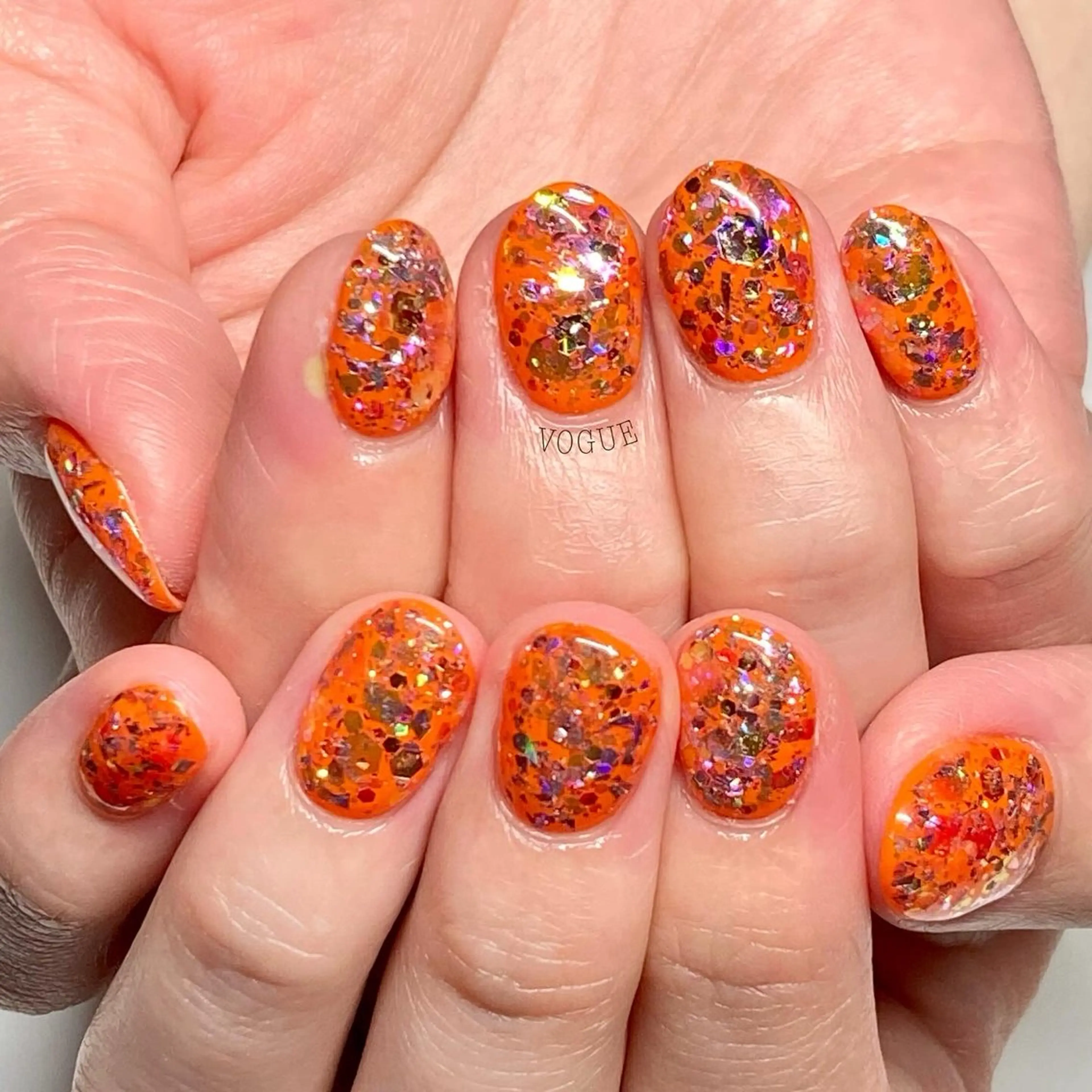 ネイル ハンドネイル VOGUE ×SWANのネイルデザイン