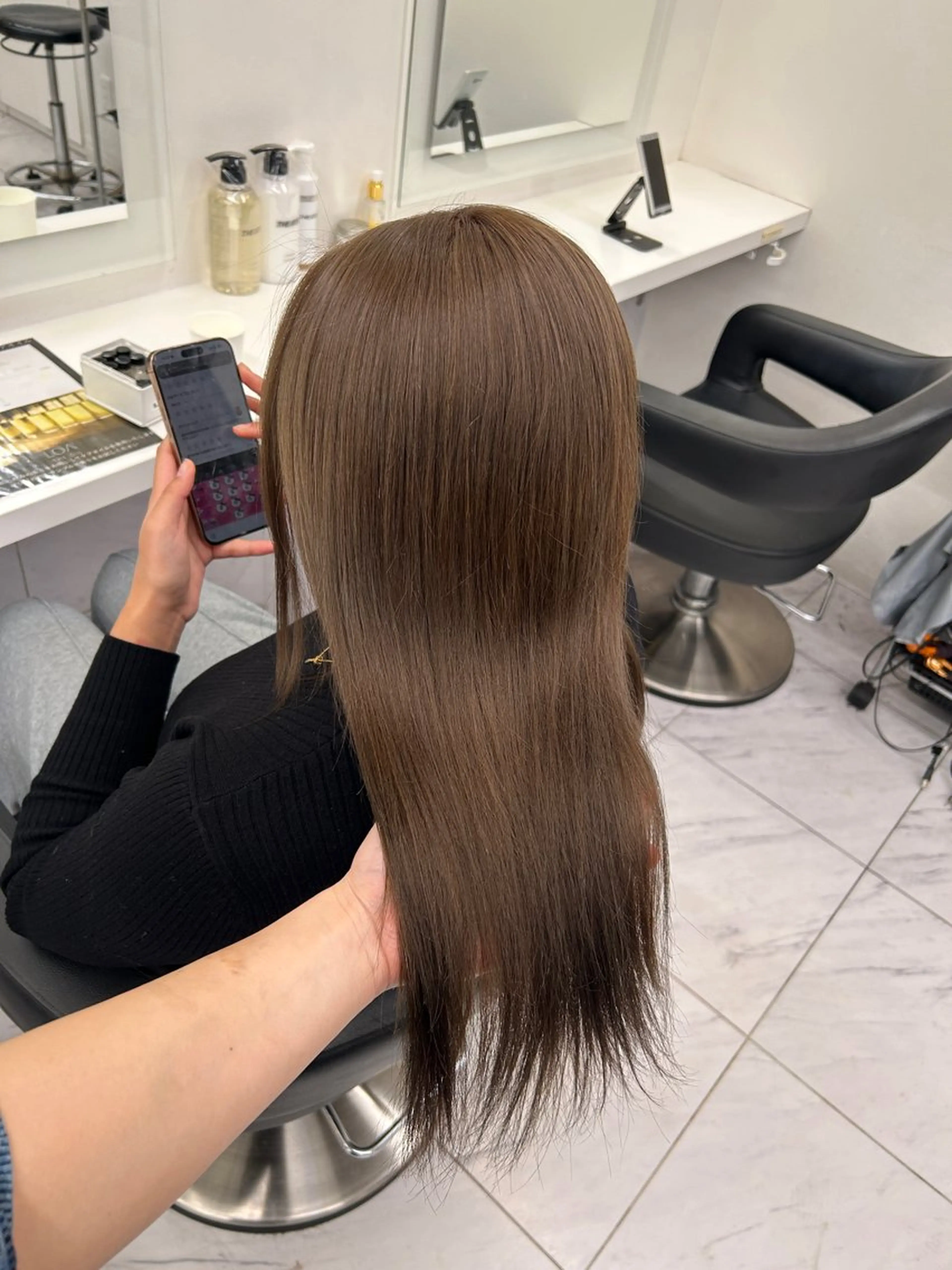 ロング カラー カット ヘアカラー トリートメント ヘッドスパ ヘアセット 🥯縮毛/レイヤー/ ベージュヘア🥯のヘアスタイル