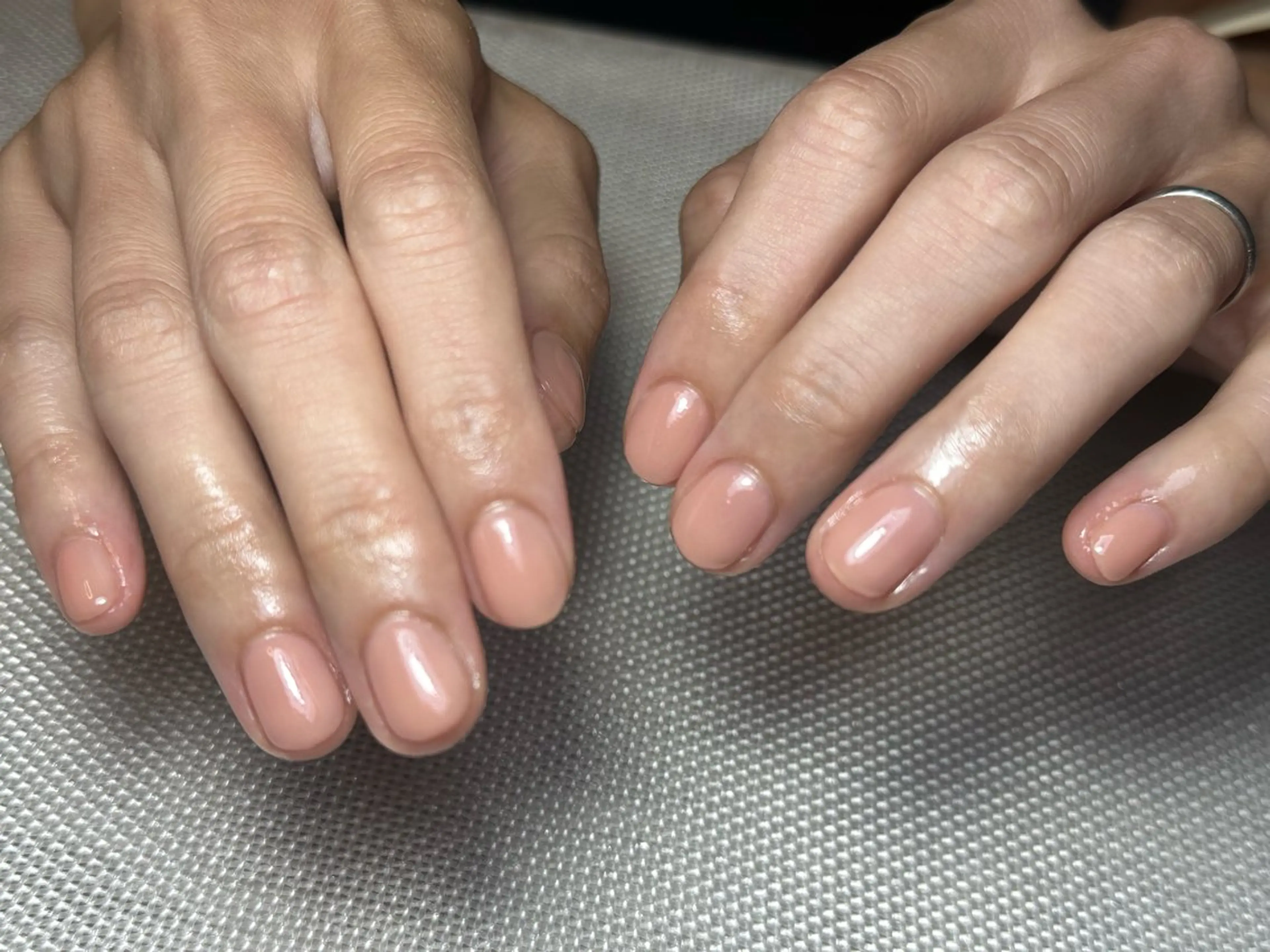 ネイル ハンドネイル ハンドケア 究極の ワンカラー専門店のネイルデザイン