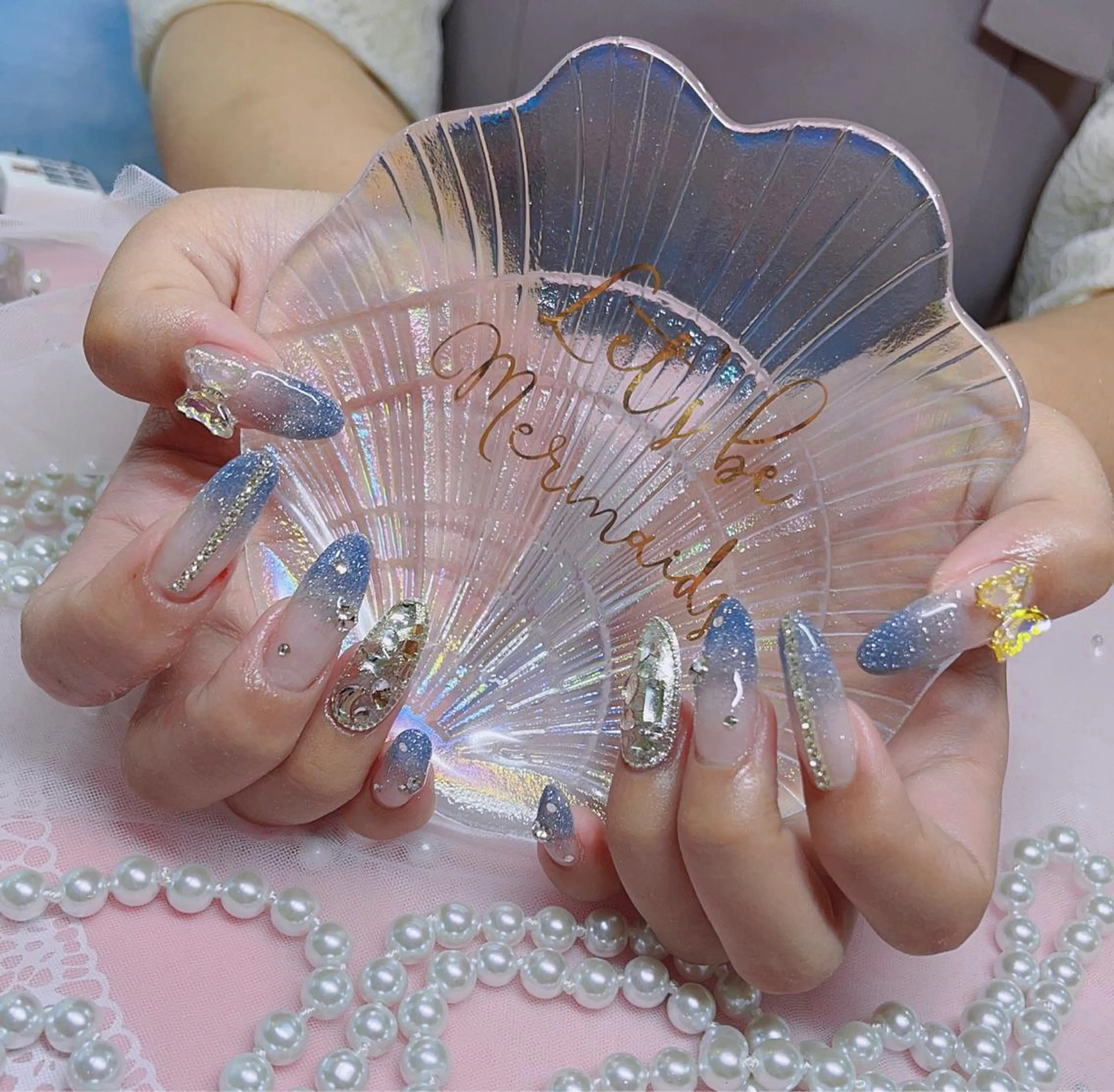 ネイル Fairyフェアリーネイルサロン所属・Nail Hibi サロンのネイルデザイン