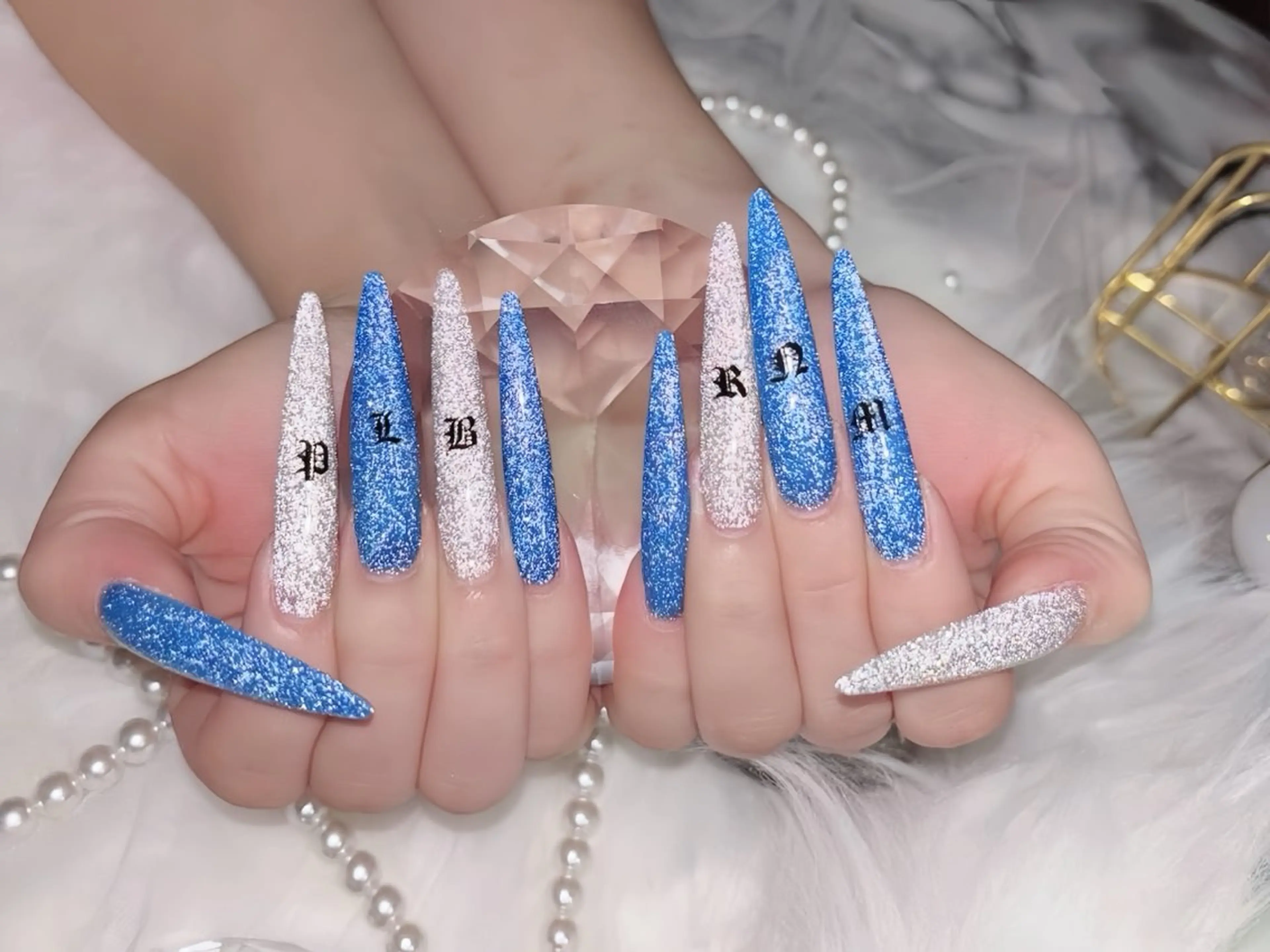 ネイル アートネイル フレンチネイル ジェルネイル 韓国ネイル ミラーネイル ハンドネイル Rin Nail 新大久保店のネイルデザイン