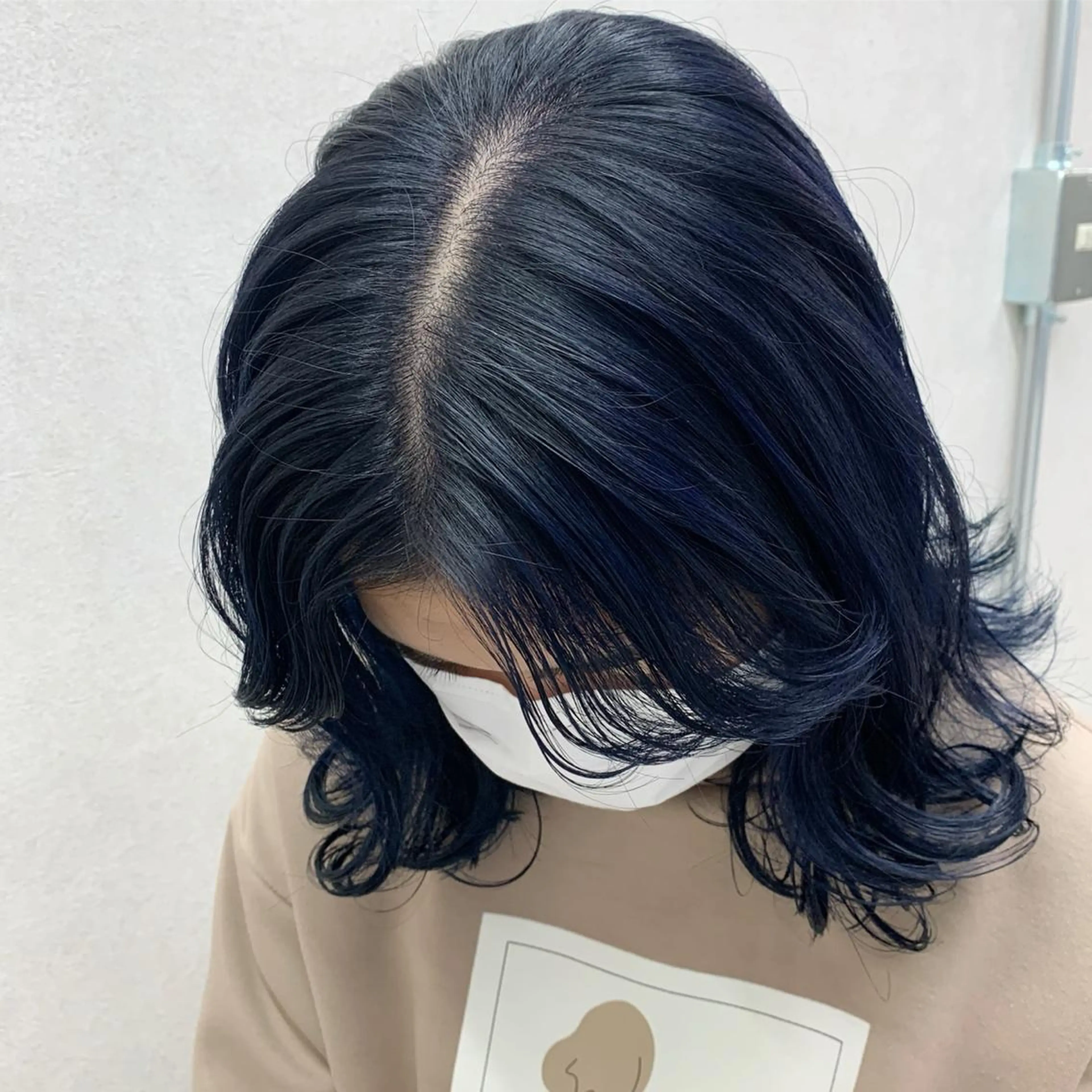 ミディアム カラー ブルーカラー ネイビーカラー 韓国風ヘア ヘアカラー トリートメント FRAME+spa&hair roomなんば駅前店所属・🌸MAYU🌸 ハイトーン➕レイヤーのヘアスタイル