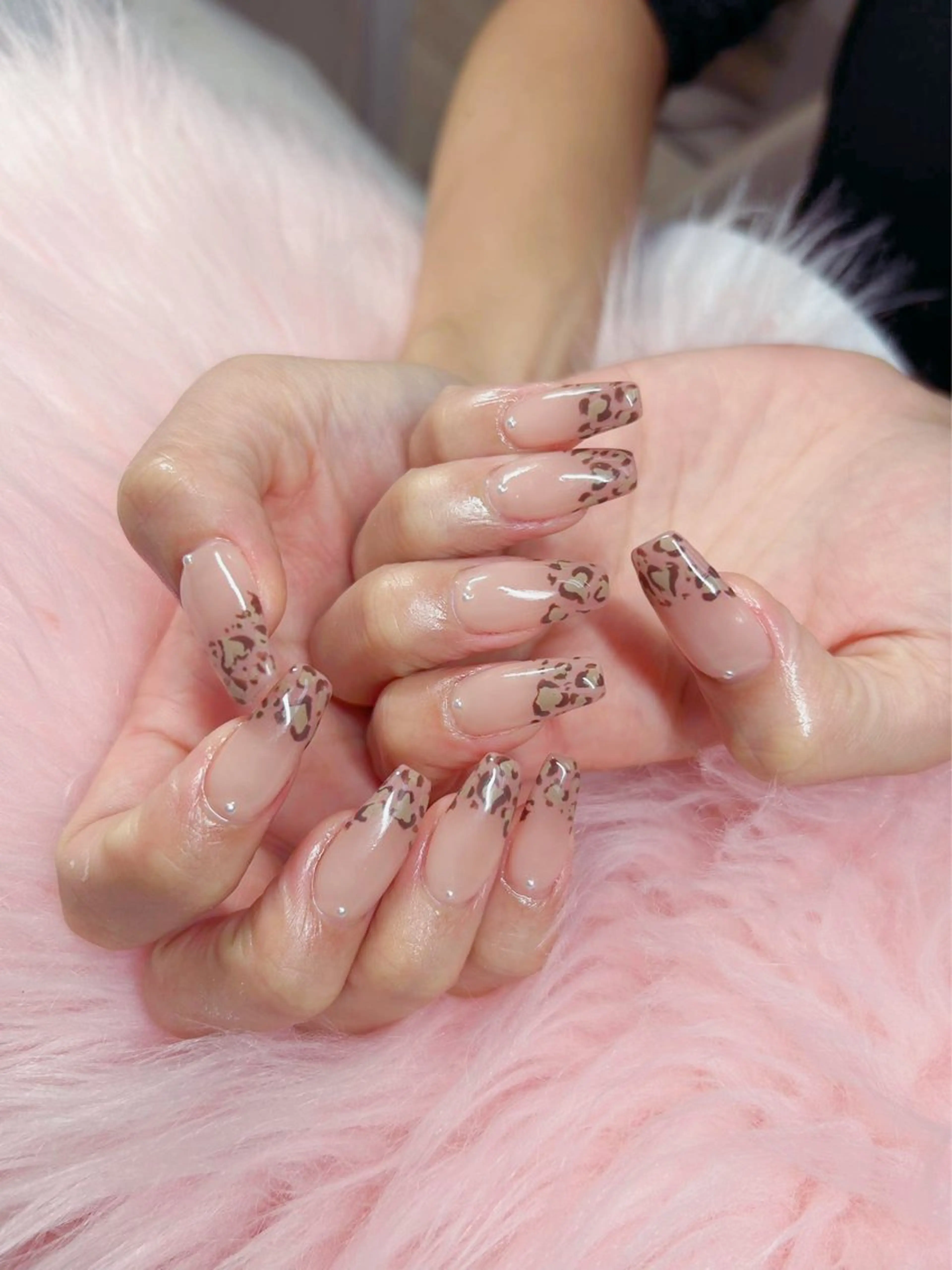 ネイル アニマル柄 ハンドネイル ハンドケア 💜MIYA nail川崎店のネイルデザイン