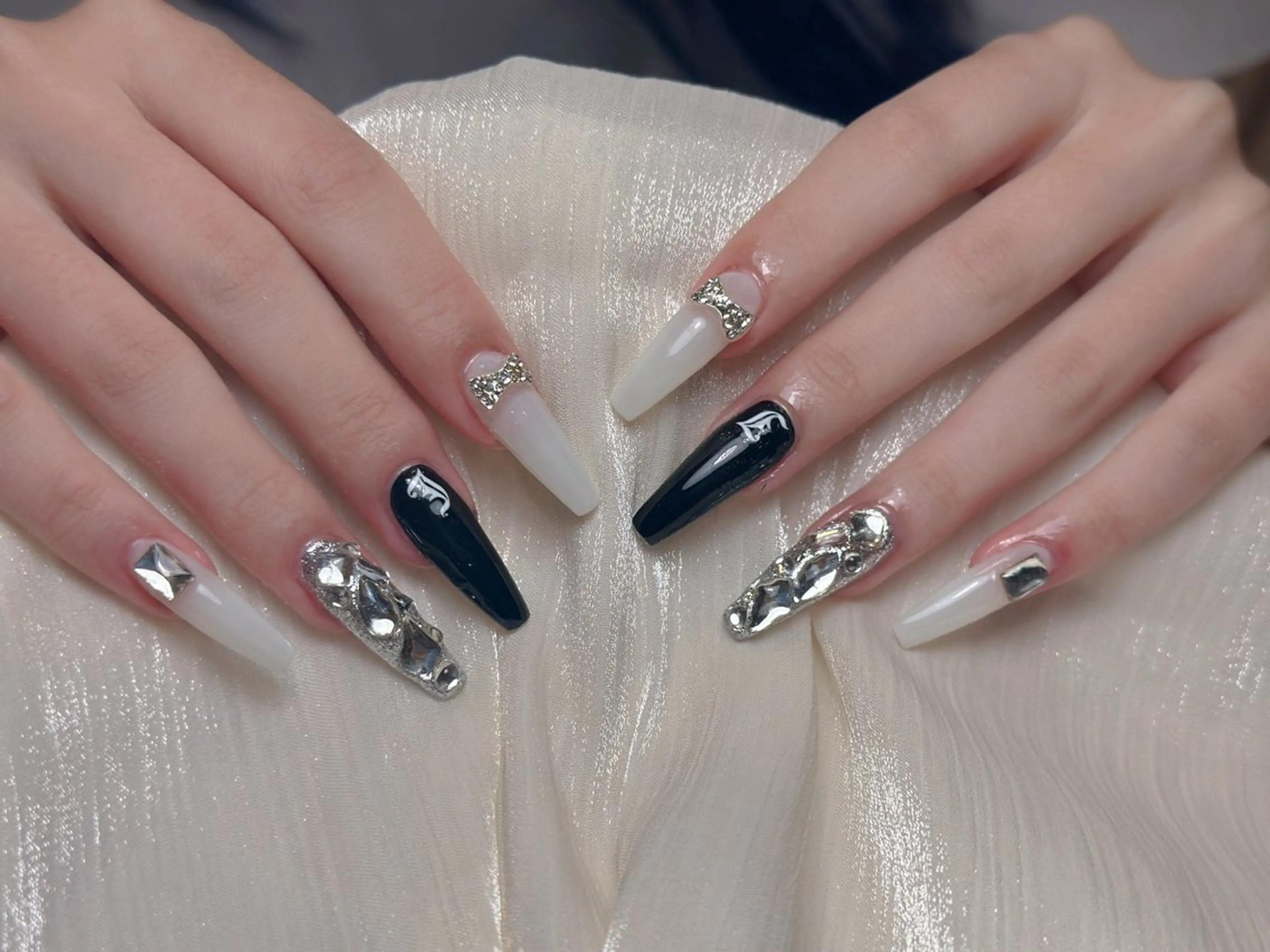 ネイル ネイル👑クイーンズ NailQueensのネイルデザイン