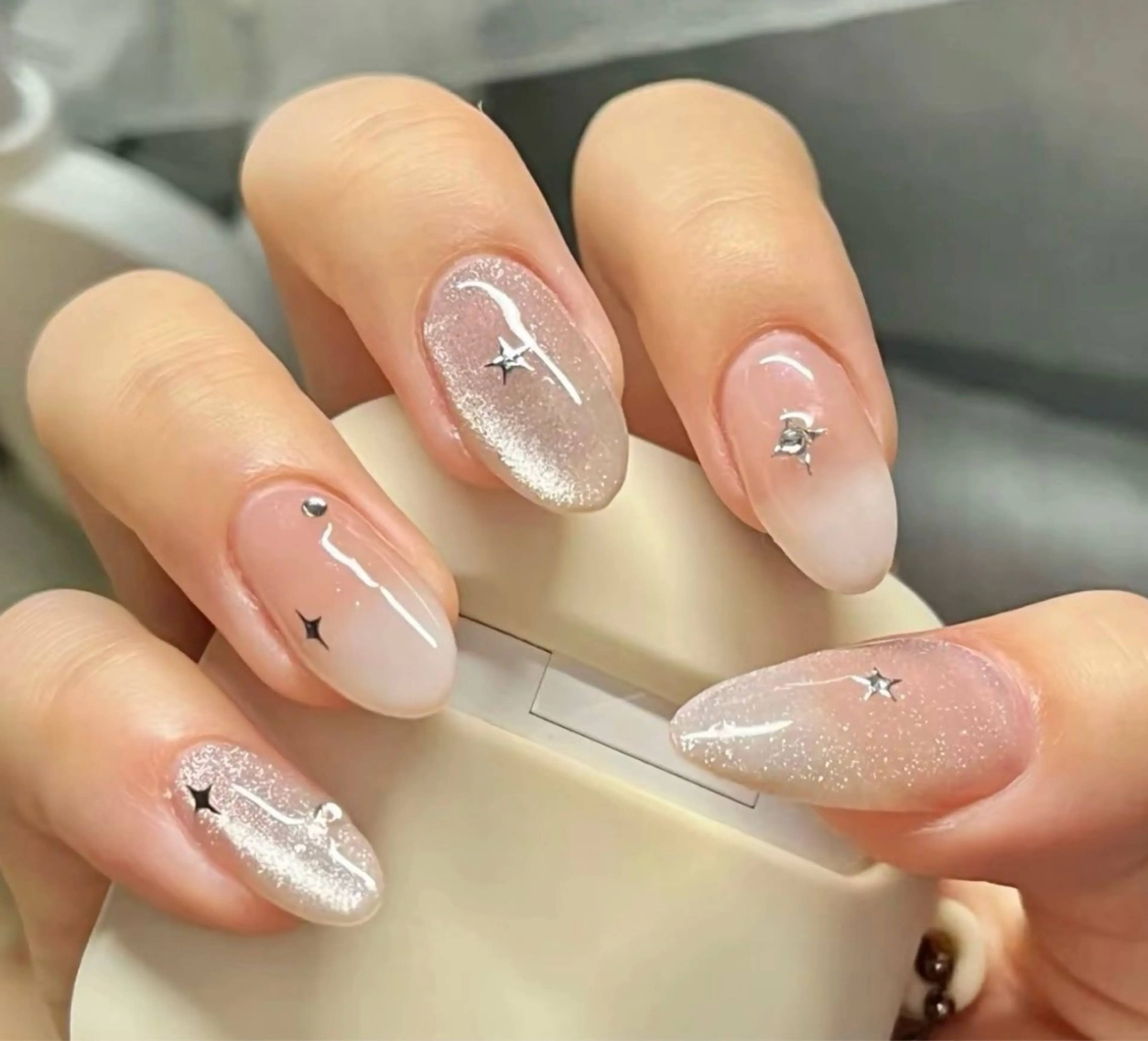 ネイル LEDアイラッシュ ∩_∩アオイのマツエク・マツパデザイン