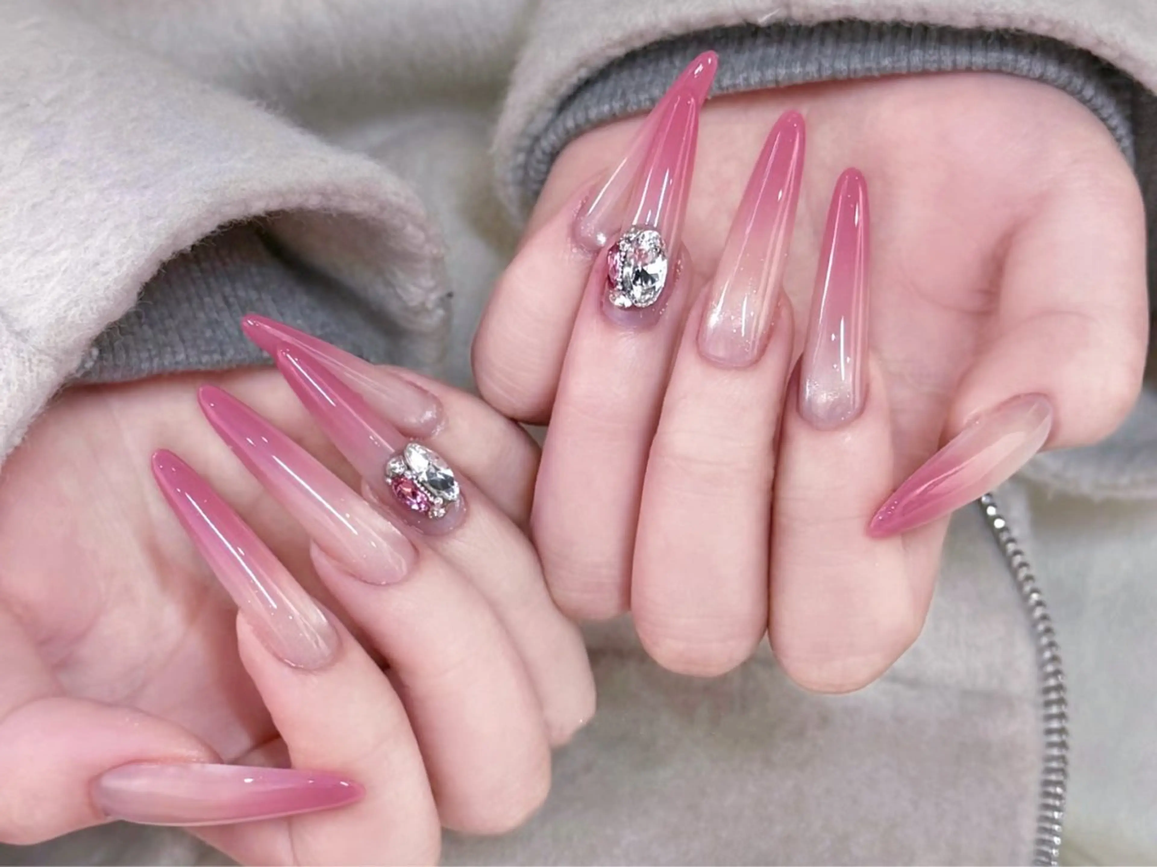 ネイル lucky nail 歌舞伎町のネイルデザイン