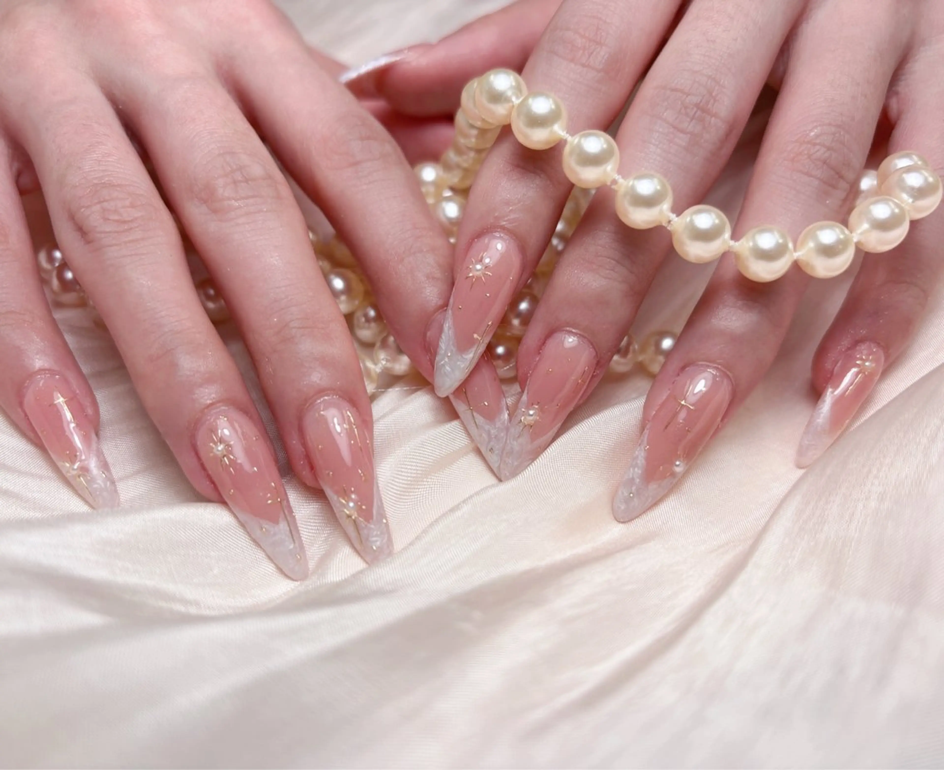 ネイル ハンドネイル キン グミのネイルデザイン