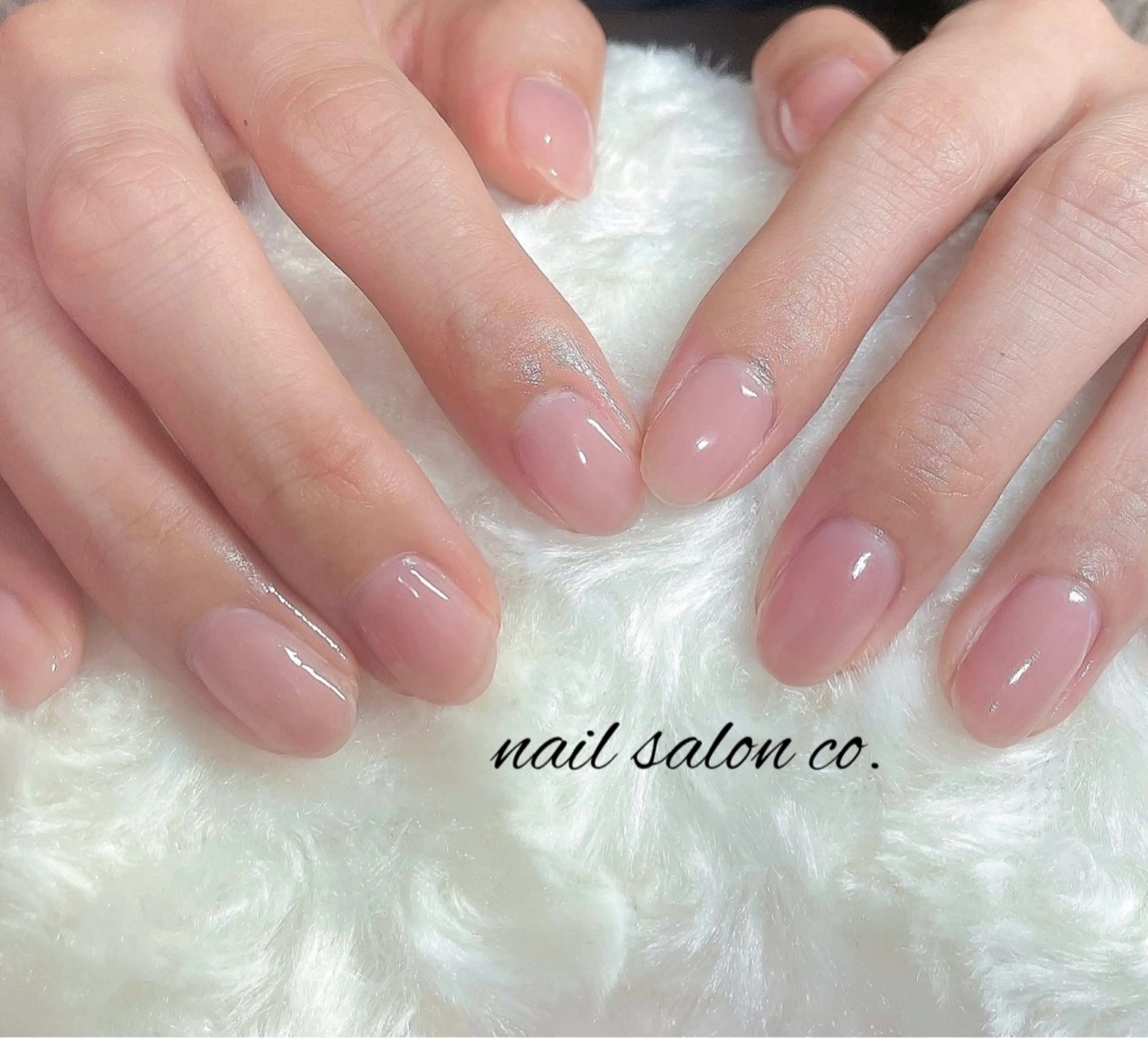 ワンカラーネイル【オフなし】の写真