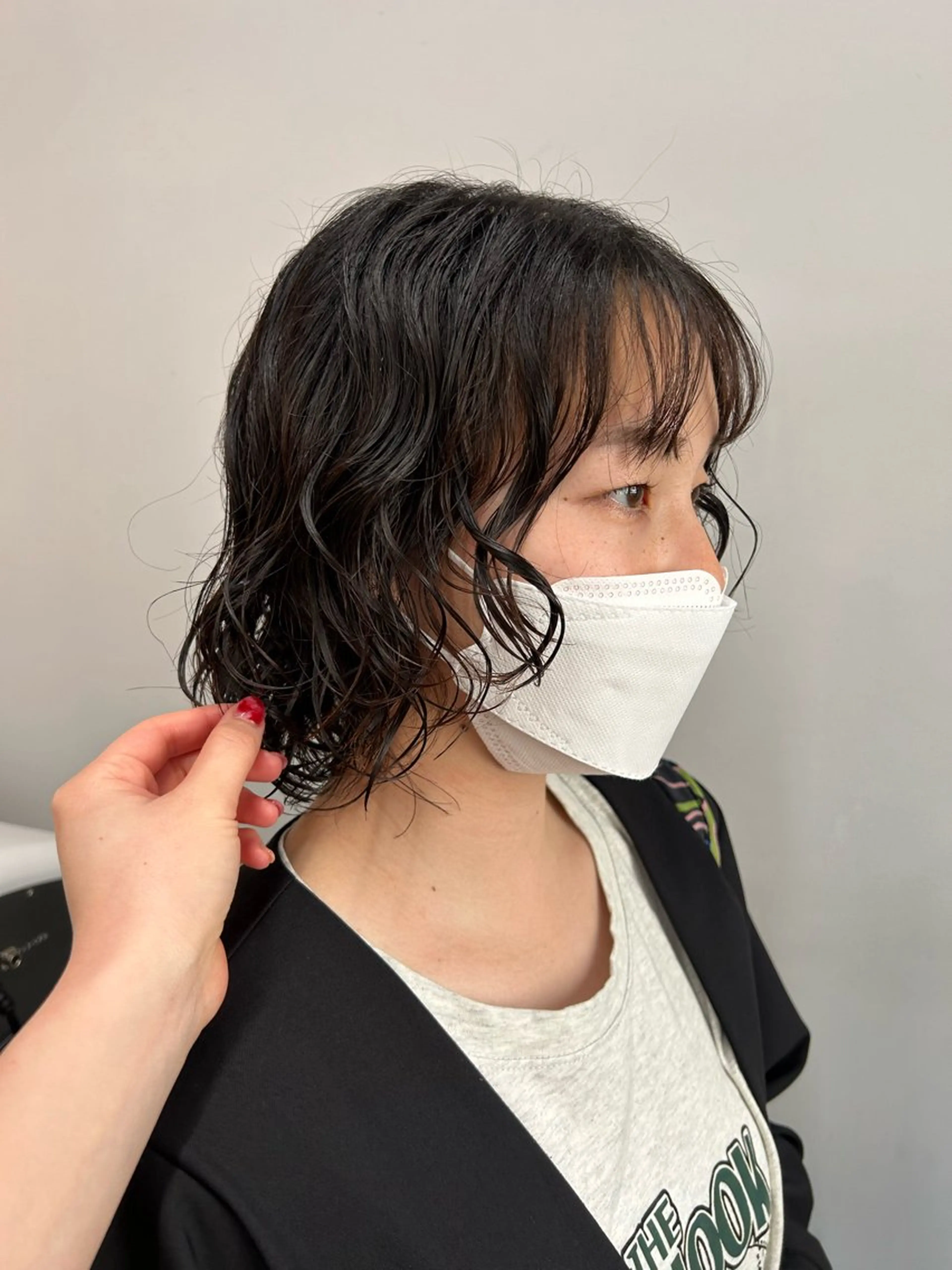 ミディアム パーマ レイヤーカット カット パーマ ROCCOeast Rukaのヘアスタイル