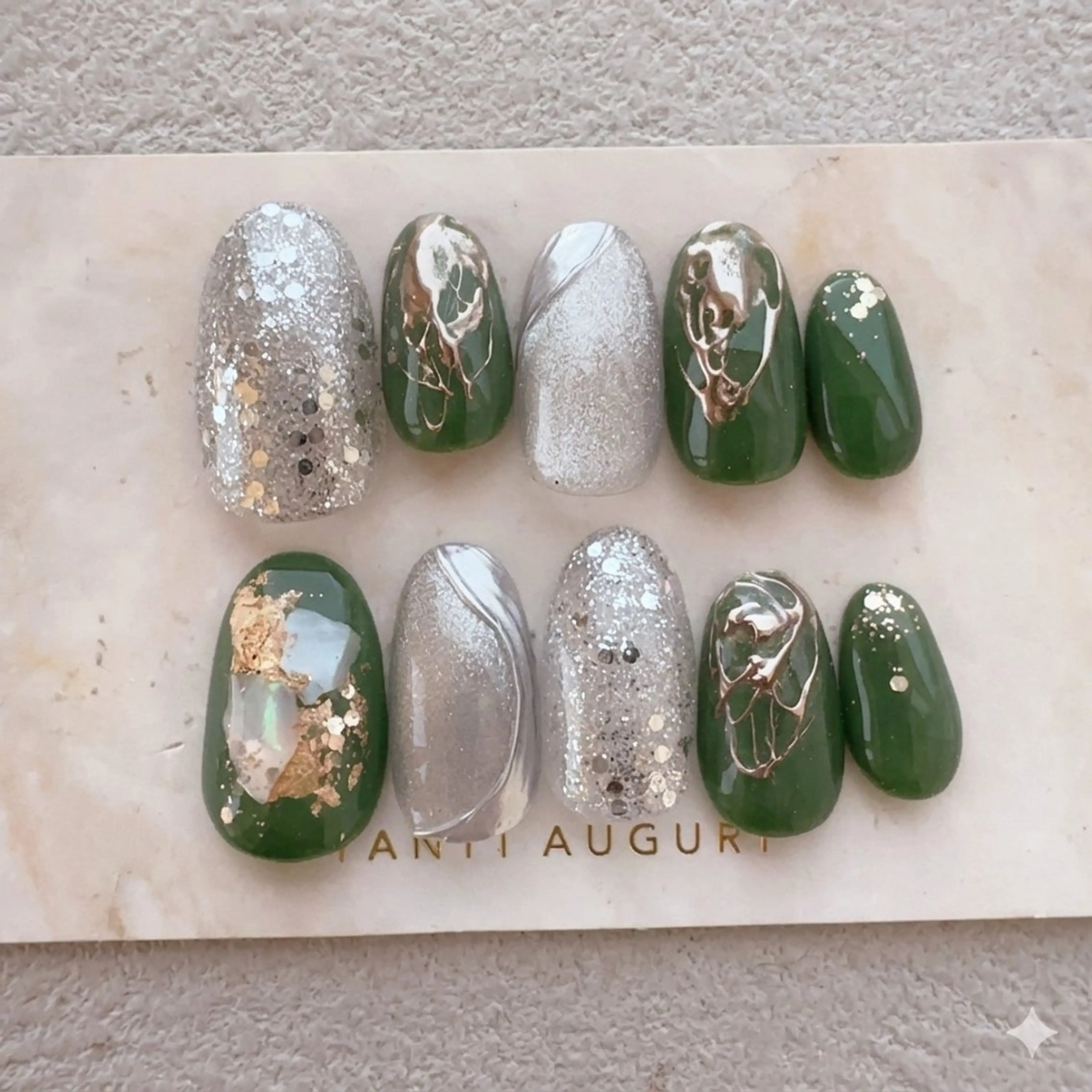 ネイル YAS 青柳 安代のネイルデザイン