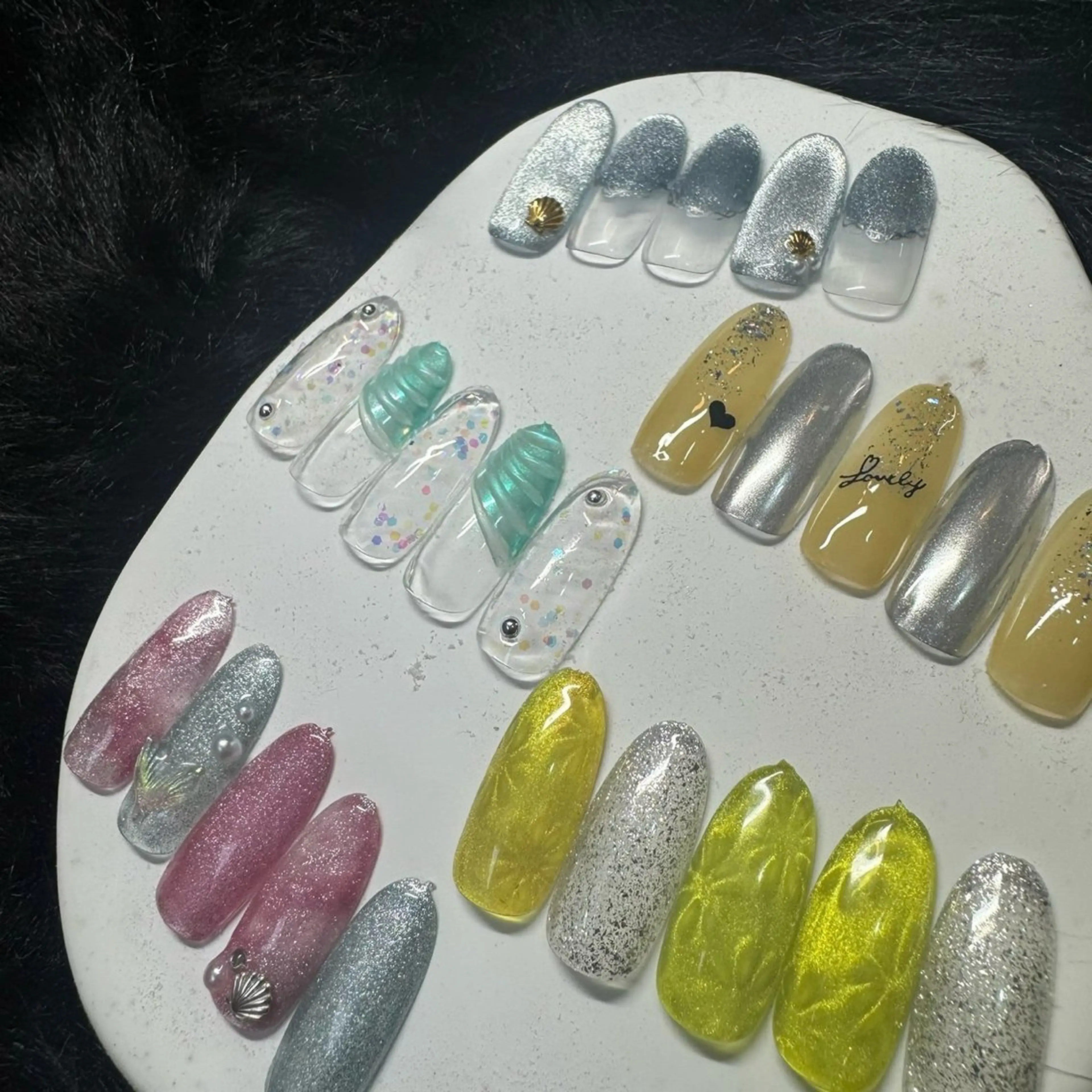 ヘアアレンジ ハンドネイル はあとねいる 八事店のネイルデザイン